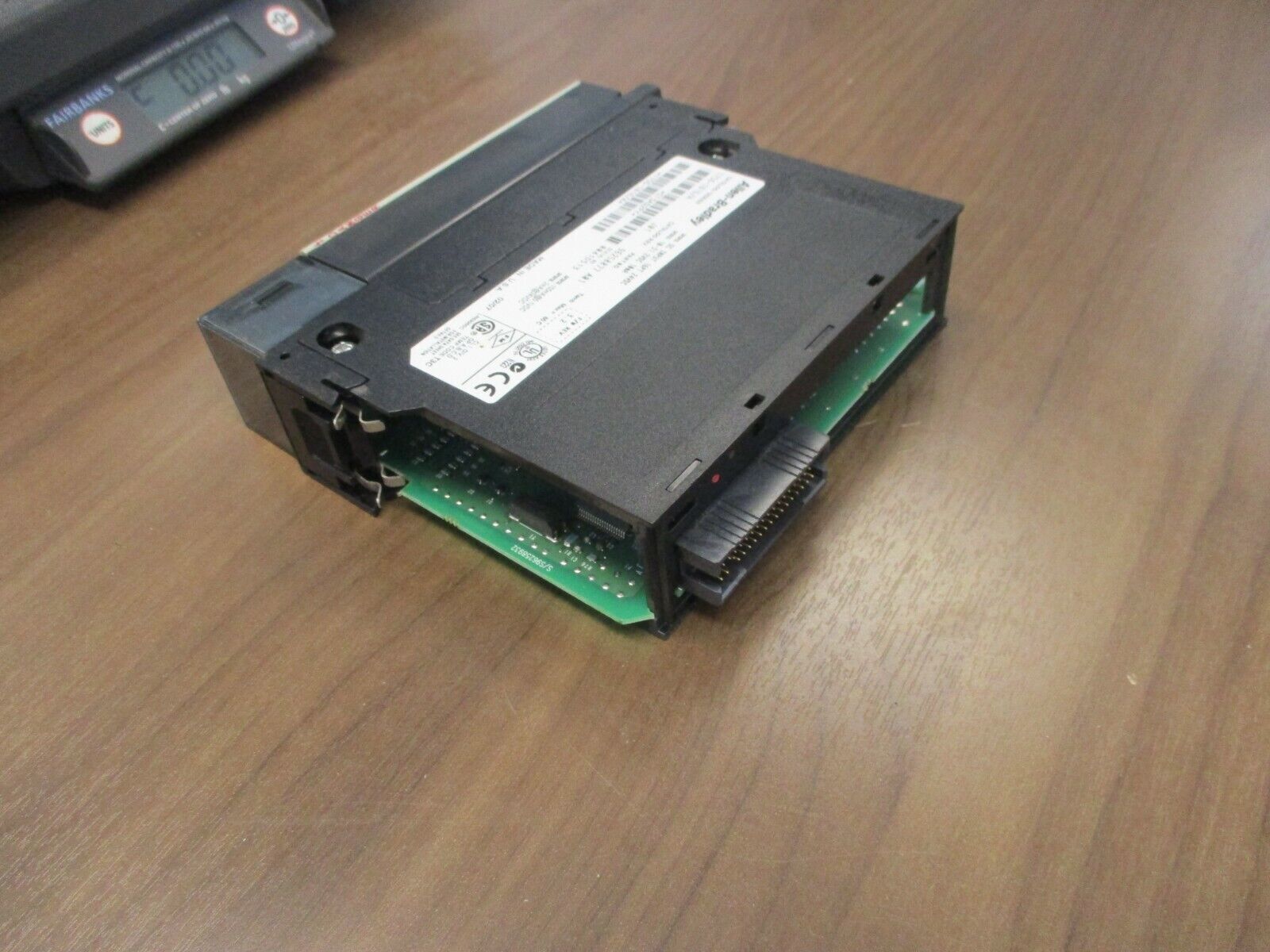Allen-Bradley DC Input Module 1756-IB16 Series A Firmware 3.2 16PT Rev. J01 Used