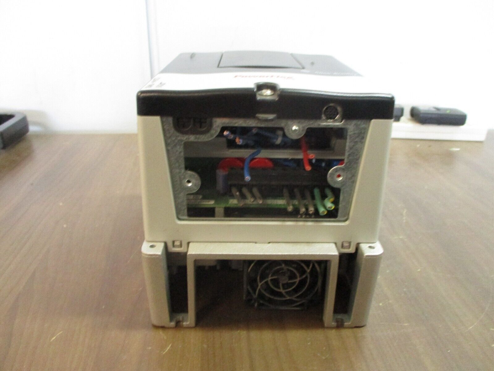 Allen-Bradley PowerFlex 70 AC Drive 20AD5P0A0AYNNNC0 3HP 3Ph *No Keypad* Used