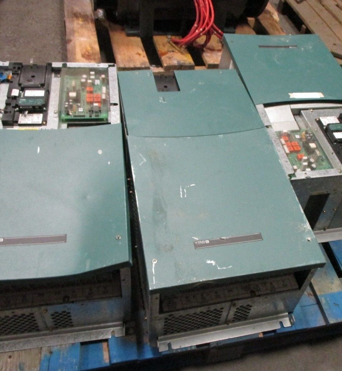 Allen-Bradley VTAC 9 / PowerFlex 700 AC Drive 20BD156A0ANNANA0 125HP 3Ph Used
