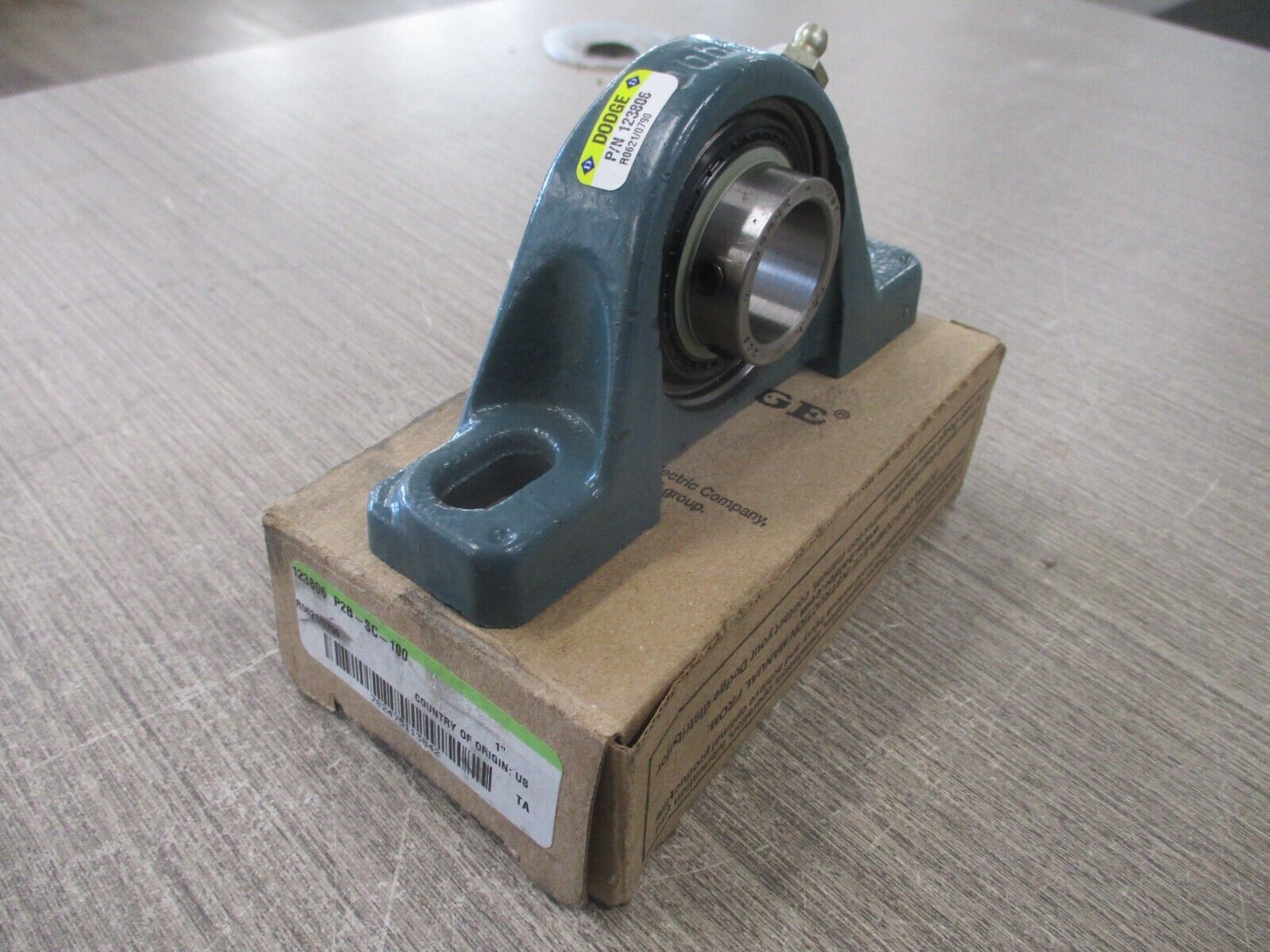 Dodge P2B-SC-100 Pillow Block Bearing 123806 New Surplus