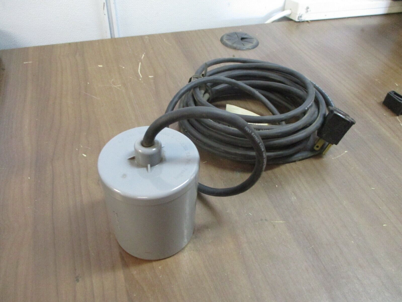 Dayton Float Switch 106923XA 20ft 120V w/ Plug New Surplus