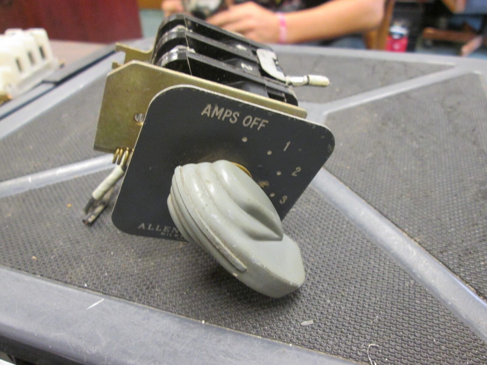 Allen-Bradley Rotary Switch X475632 4-Position Used