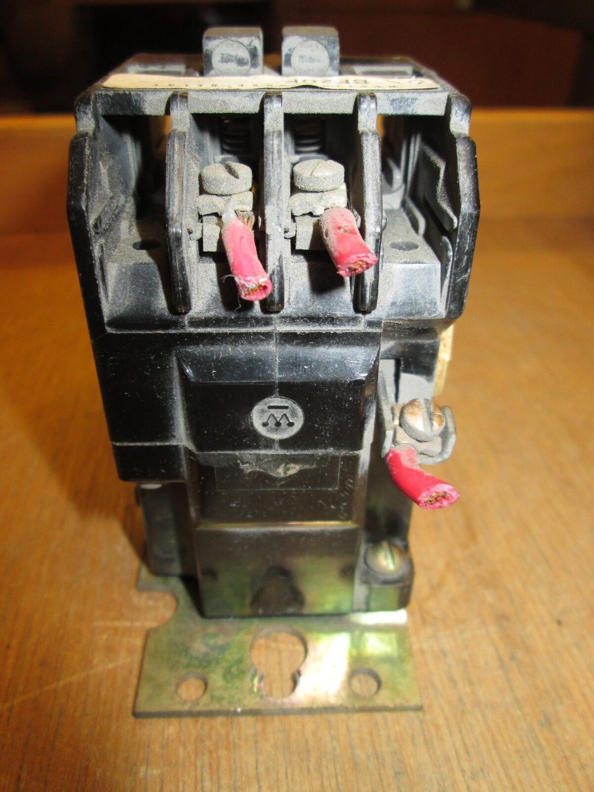 Westinghouse Control Relay BF20F 10A 300VAC 120V coil Used
