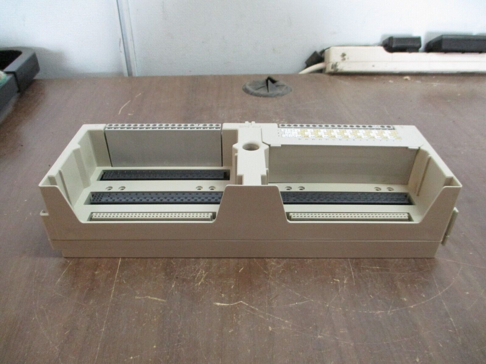 Emerson Ovation Process Control Base 1B30035H01 Rev. 04 Used