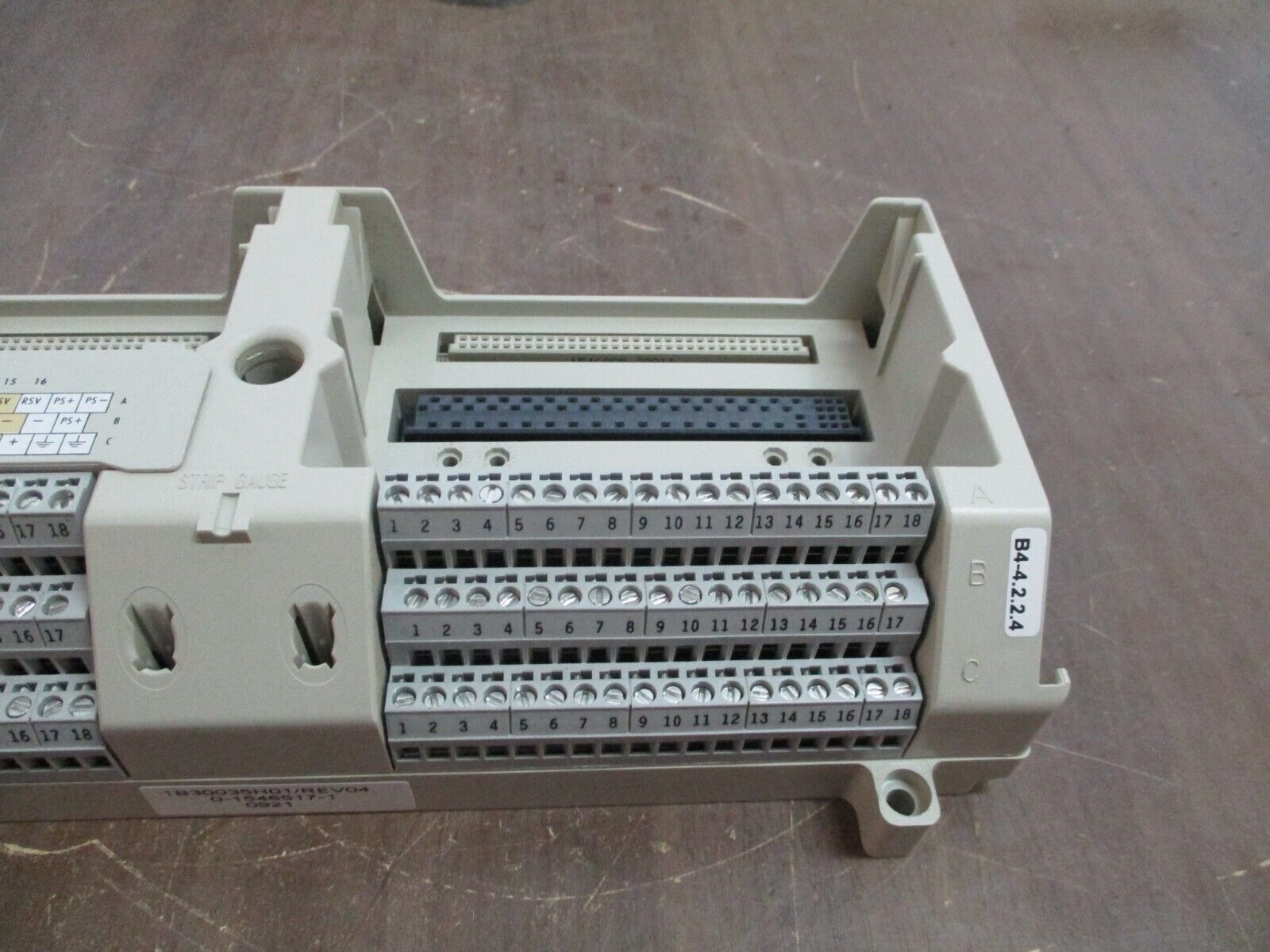 Emerson Ovation Process Control Base 1B30035H01 Rev. 04 Used