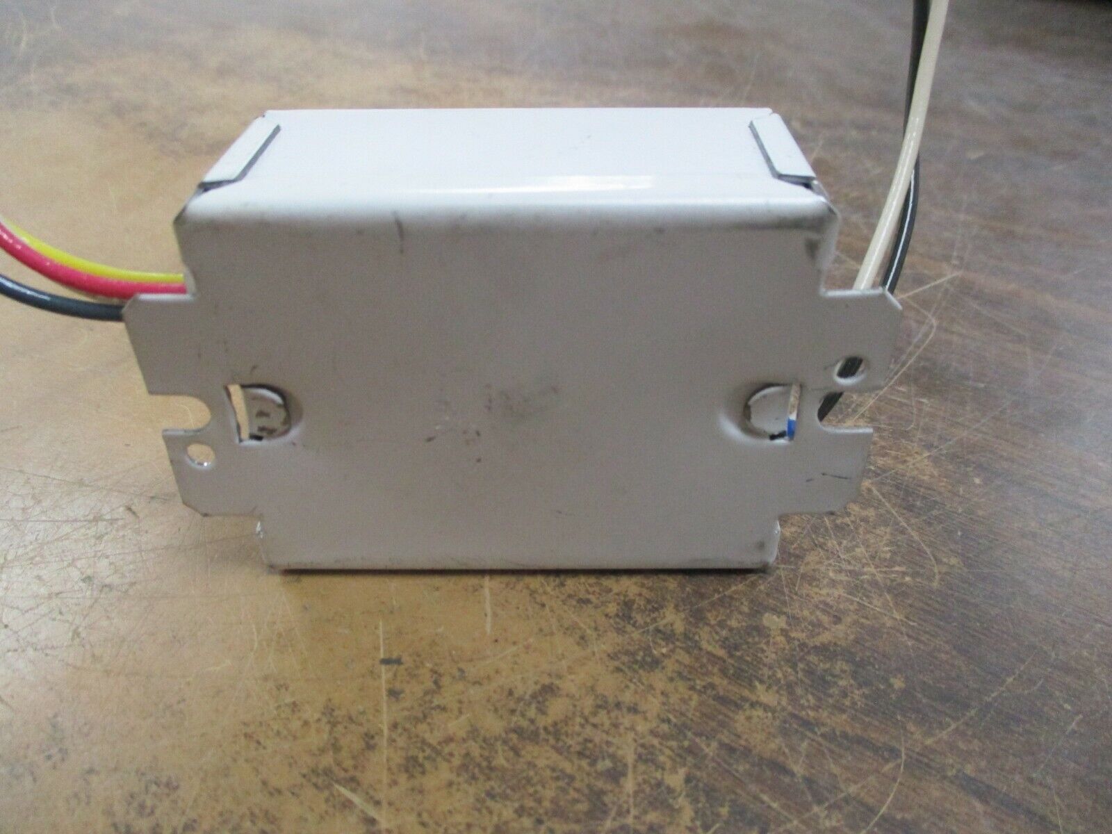 Robertson Transformer SS258 120V 60Hz 0.400A Used