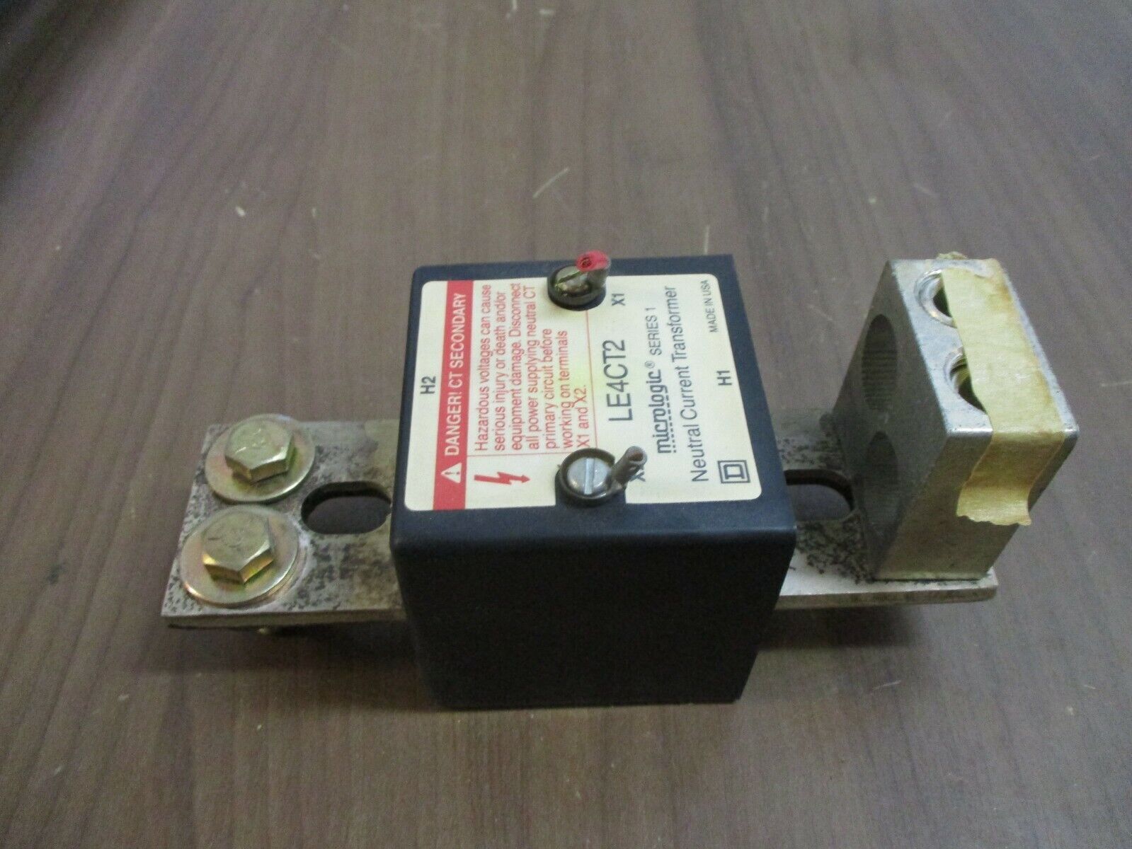 Square D Micrologic Neutral Current Transformer LE4CT2 Ser. 1 400A Used