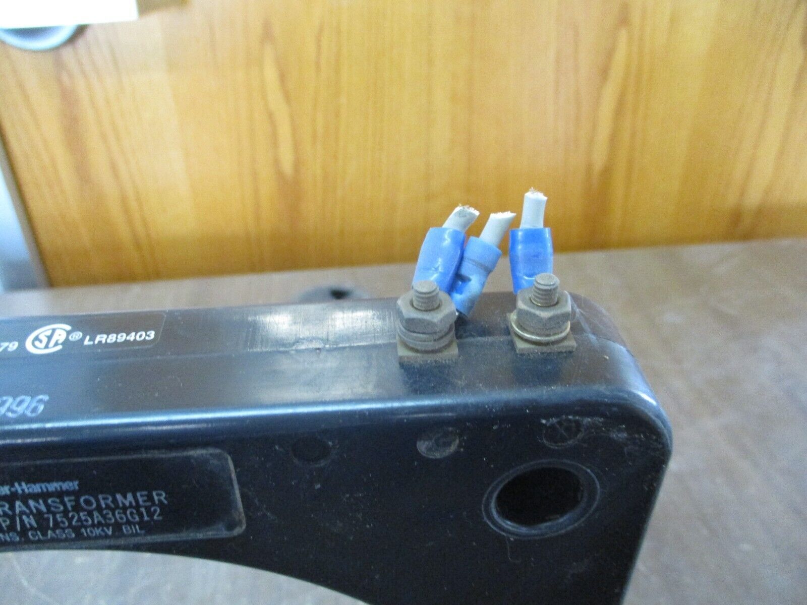 Cutler-Hammer Current Transformer 7525A36G12 Ratio 2500:5A 600V 50-400Hz Used