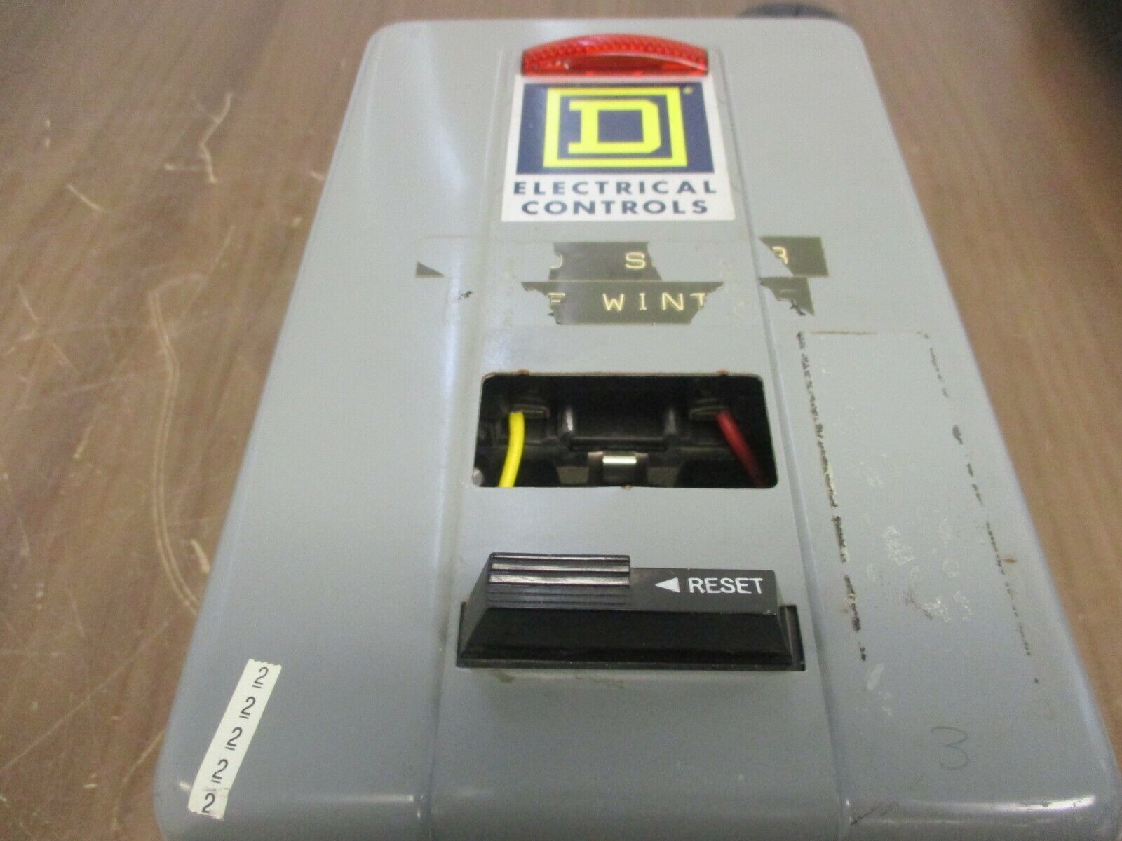 Square D Enclosed Starter 8536 SBG2 Ser. A 120V Coil 600V Type 1 Enclosure Used