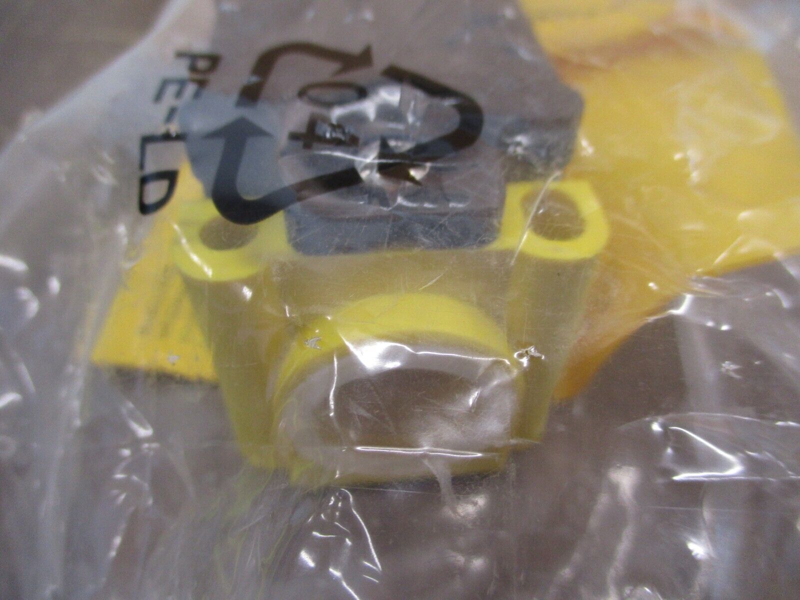 Turck Inductive Sensor 13410 Type Bi15-CP40-FZ3X2/S10 New Surplus