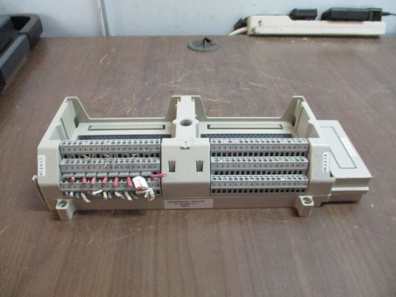 Emerson Ovation Process Control Base 1B30035H01 Rev. 05 Used