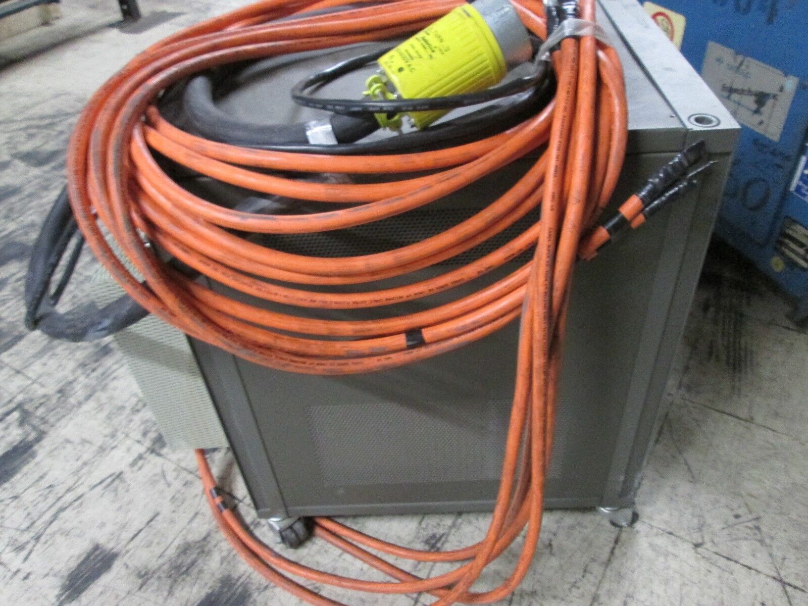 HP DC Power Supply Ser. 2614A-01008 20KVA 208VAC 3ph Used