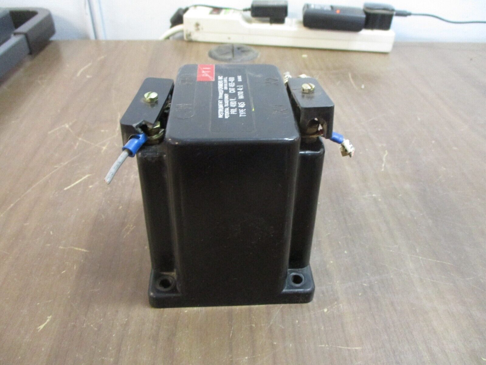 Instrument Transformers Potential Transformer 465-480 480V 4:1 10KV BIL Used
