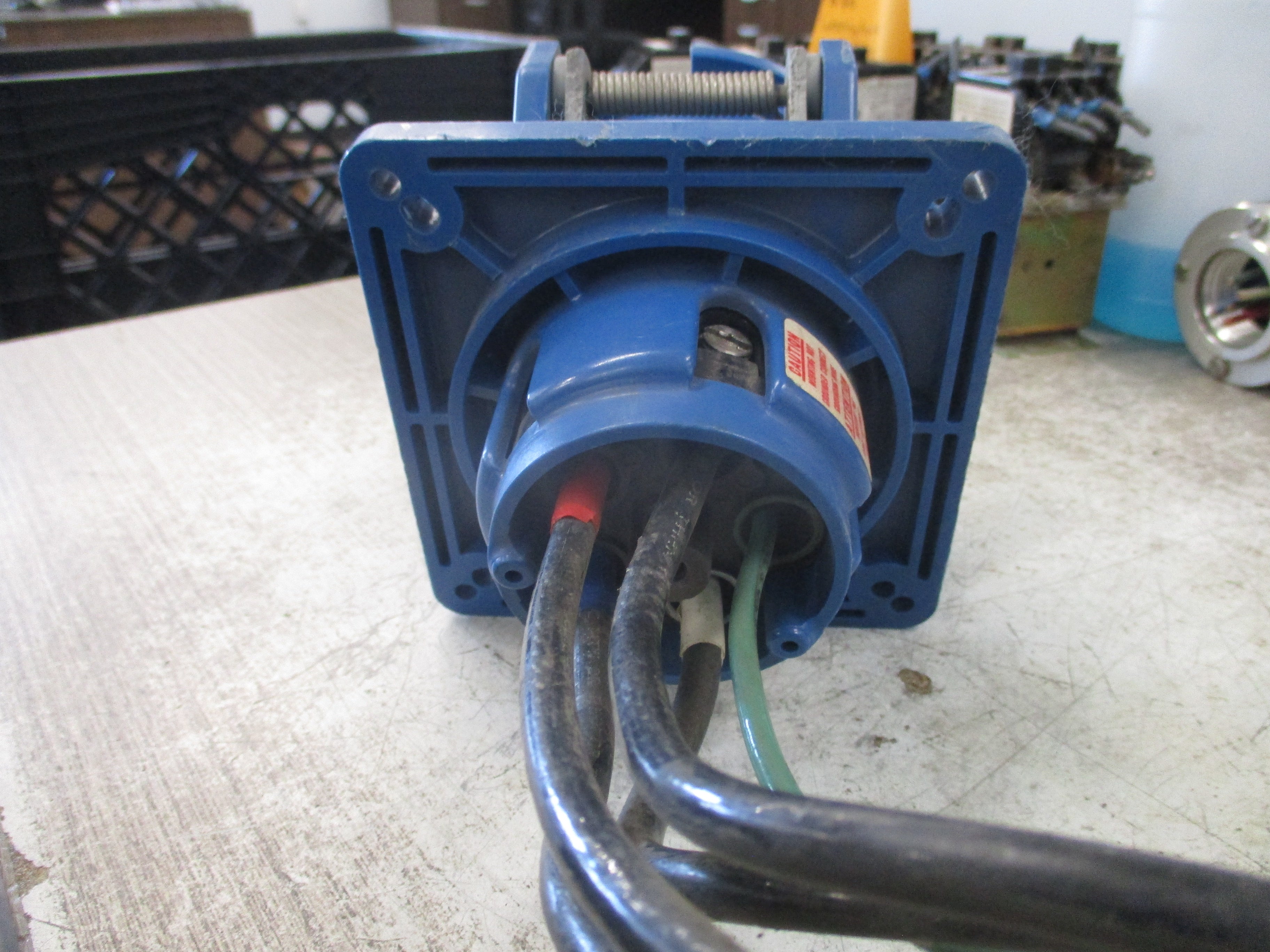 Hubbell Receptacle 560R9W 60A 120/208VAC 4P 5W 3Ph **No Cap** Used