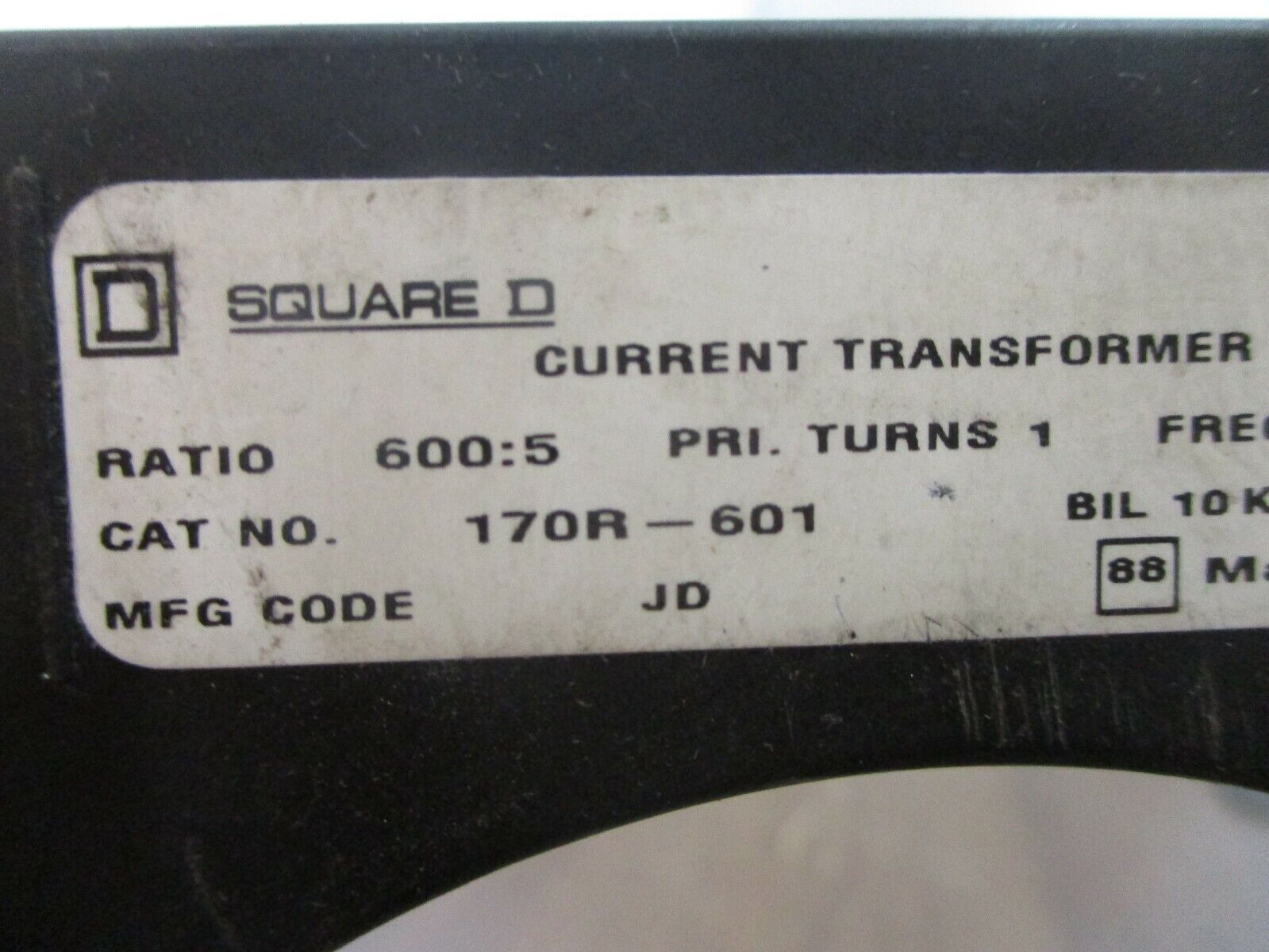 Square D Current Transformer 170R-601 Ratio 600:5A 600V 25-400Hz 10kV BIL Used