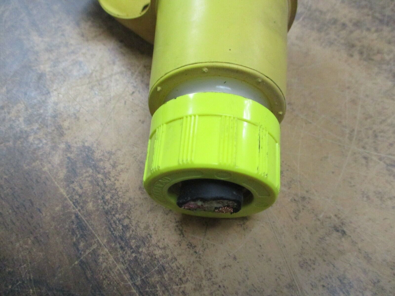 Daniel Woodhead Watertight Connector Nema L16-30R 30A 480V 3Ph Used