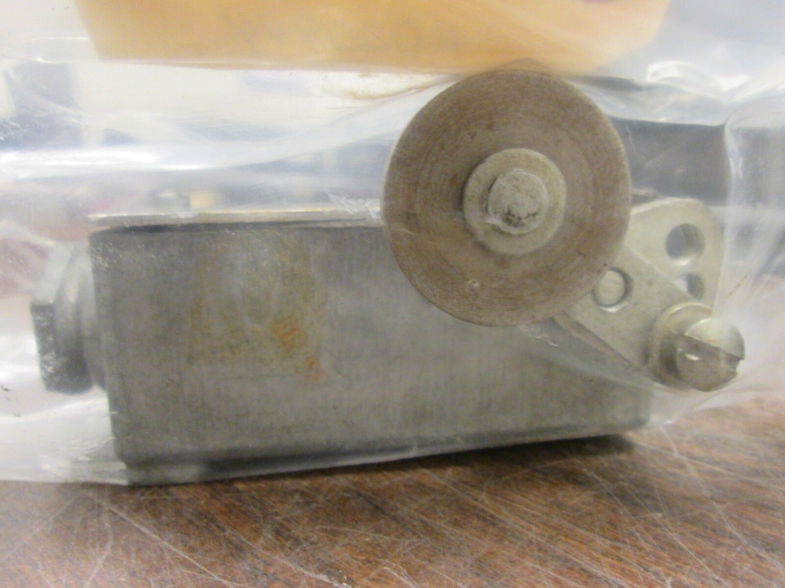 GE Limit Switch CR9440-LS415E Used