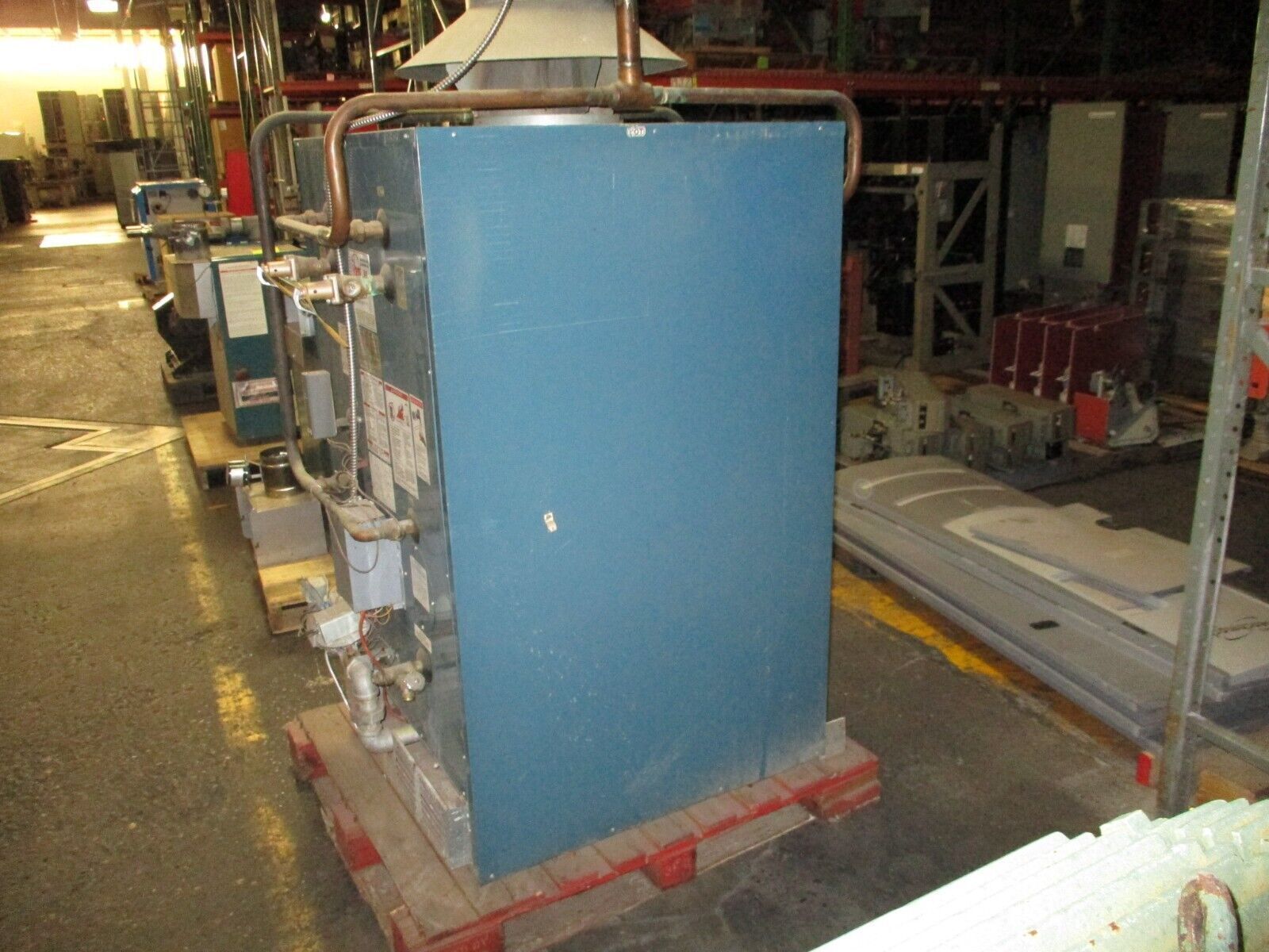 Rheem Natural Gas Water Heater G600-84 Input: 600,000 BTU 84 Gallon 120V 50/60Hz