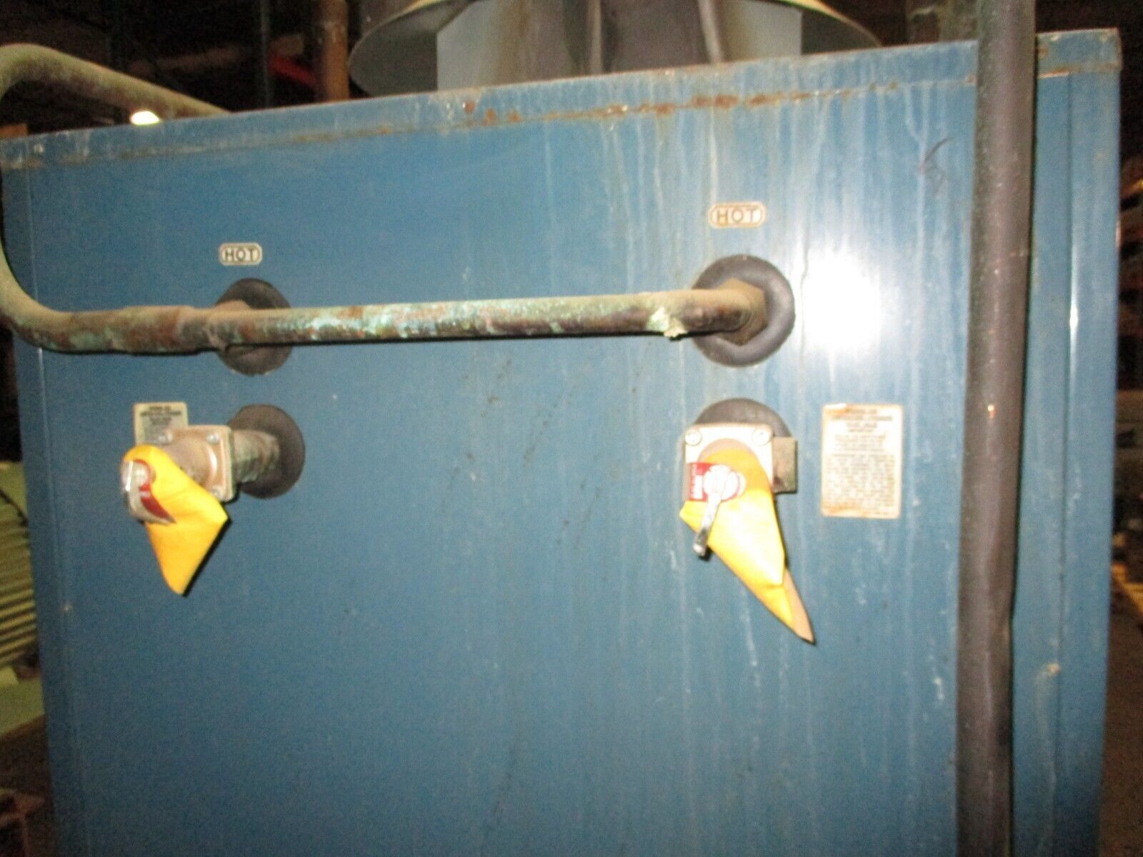 Rheem Natural Gas Water Heater G600-84 Input: 600,000 BTU 84 Gallon 120V 50/60Hz