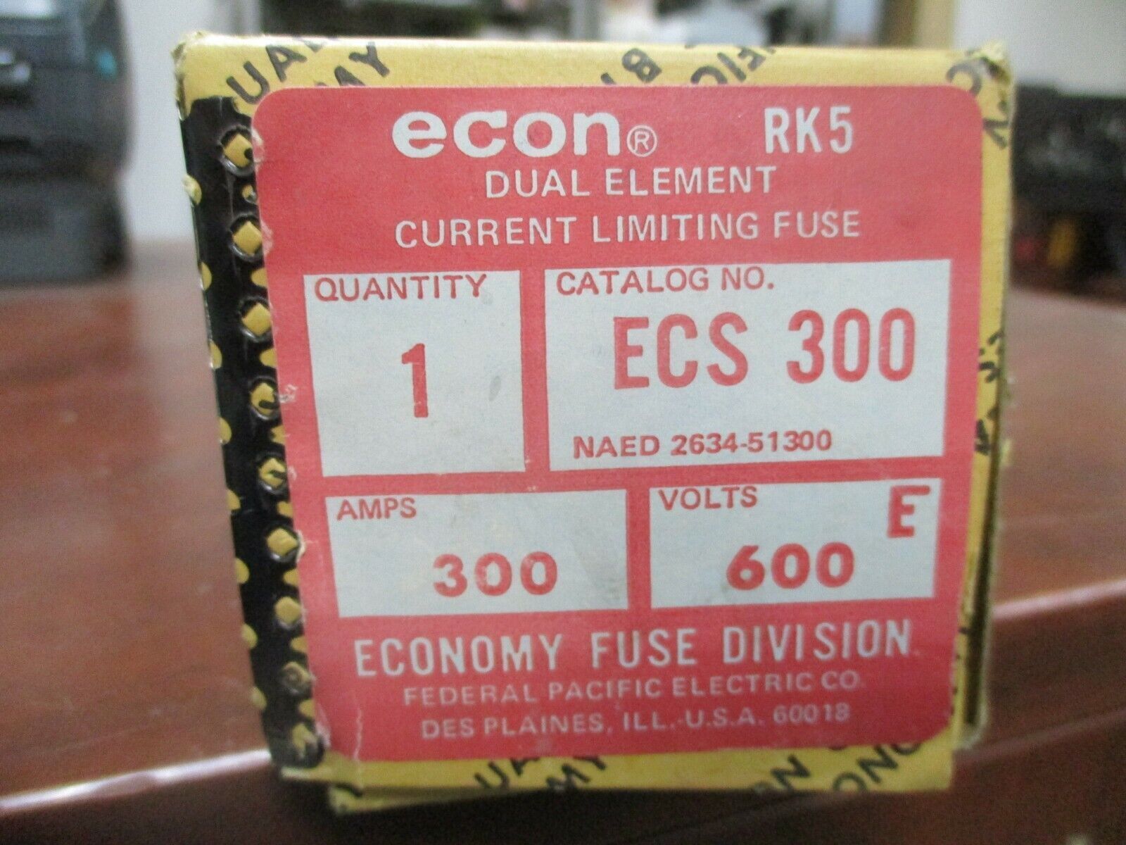 Economy econ Fuse ECS 300 300A 600V New Surplus
