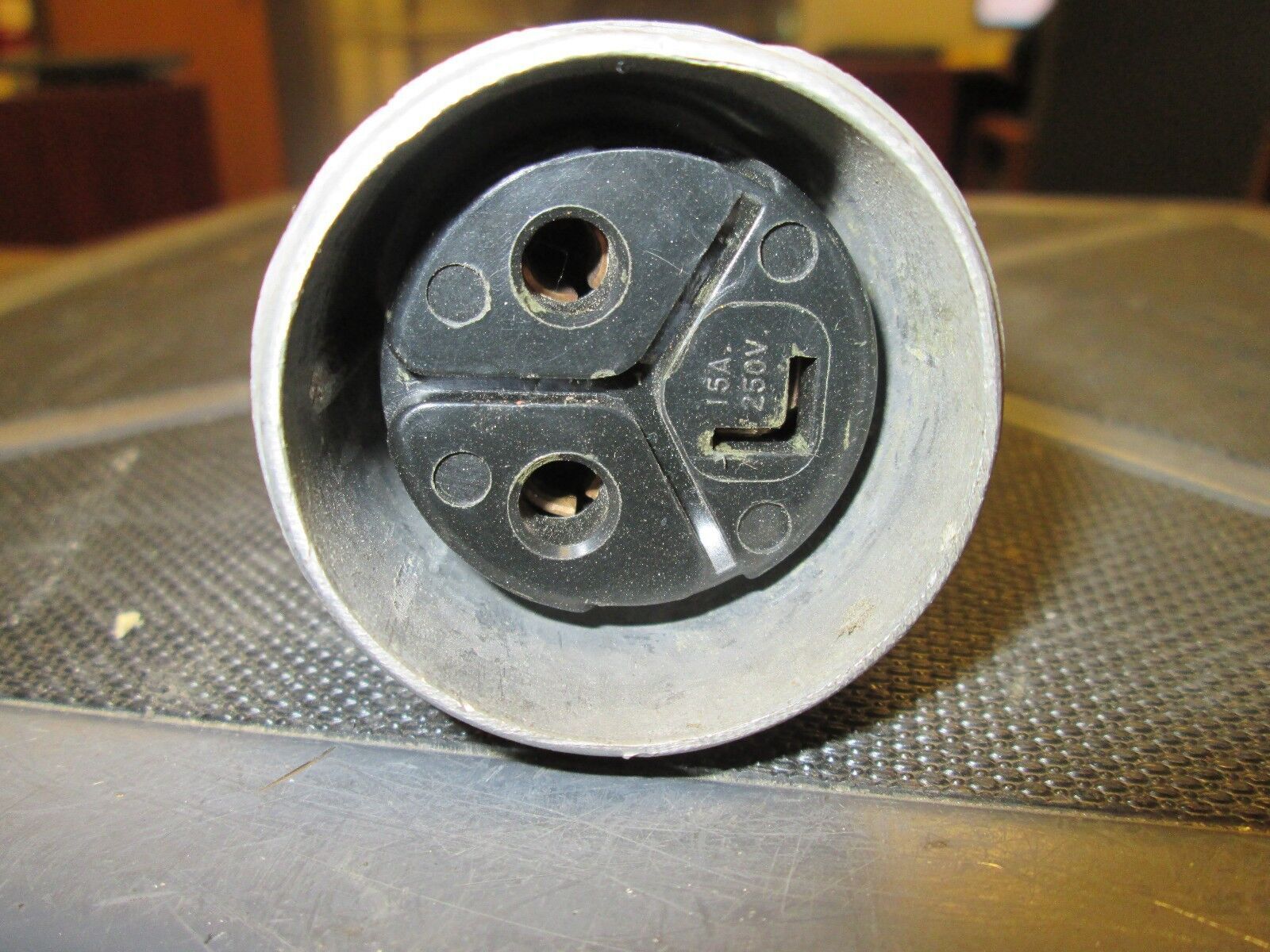 RussellStoll Connector 3913U-2 15A 250V 2P 3W Used