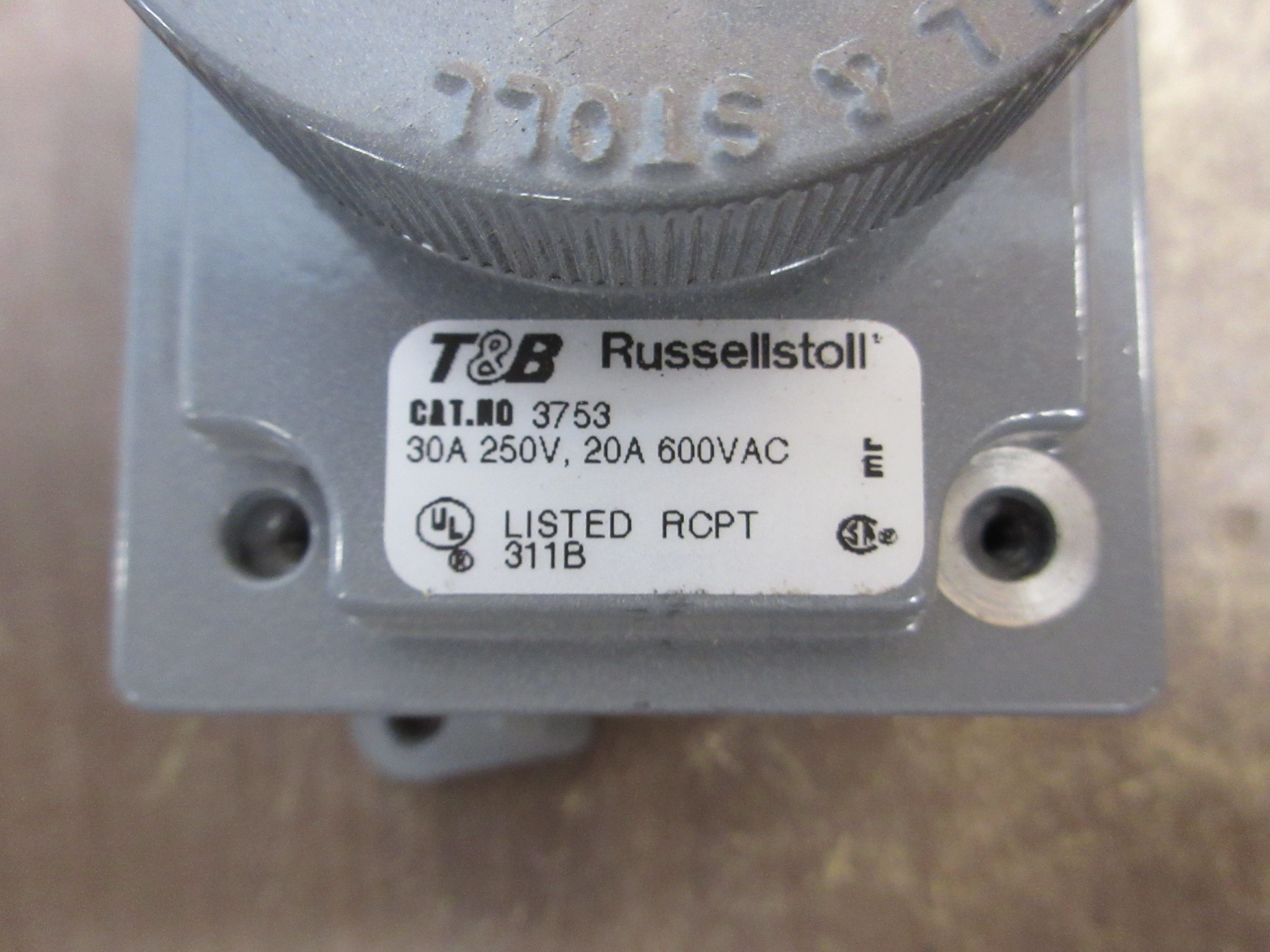 Russellstoll Receptacle 3753 30A/20A 250V/600V Used