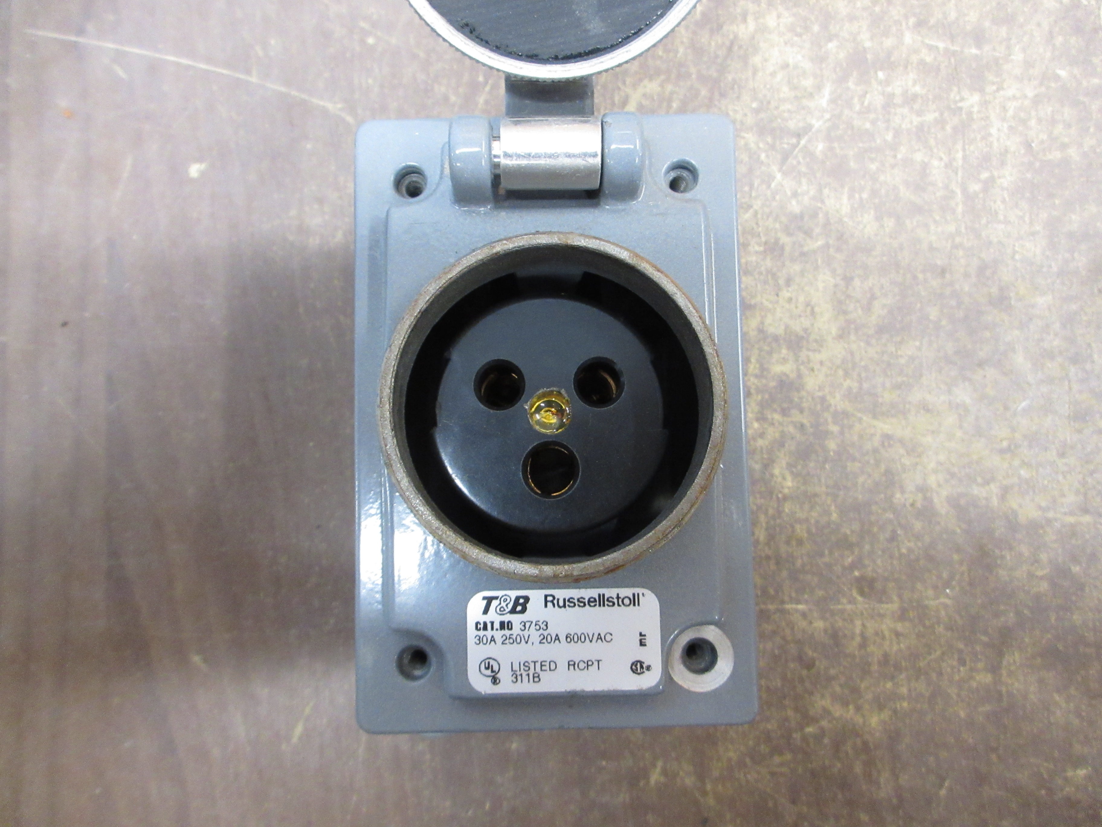 Russellstoll Receptacle 3753 30A/20A 250V/600V Used