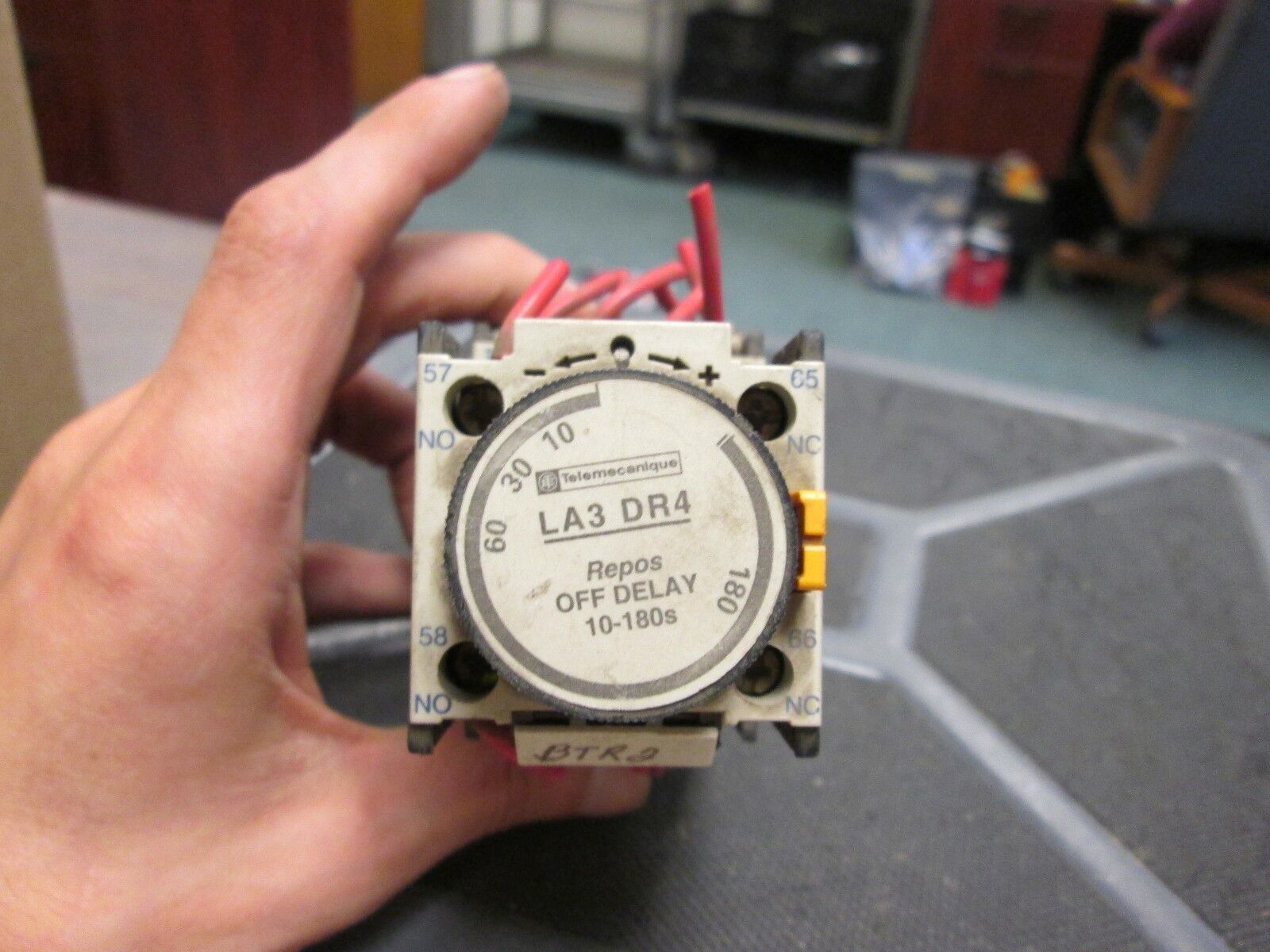 Telemecanique Timer Relay LA3DR4 10-180 Sec Used