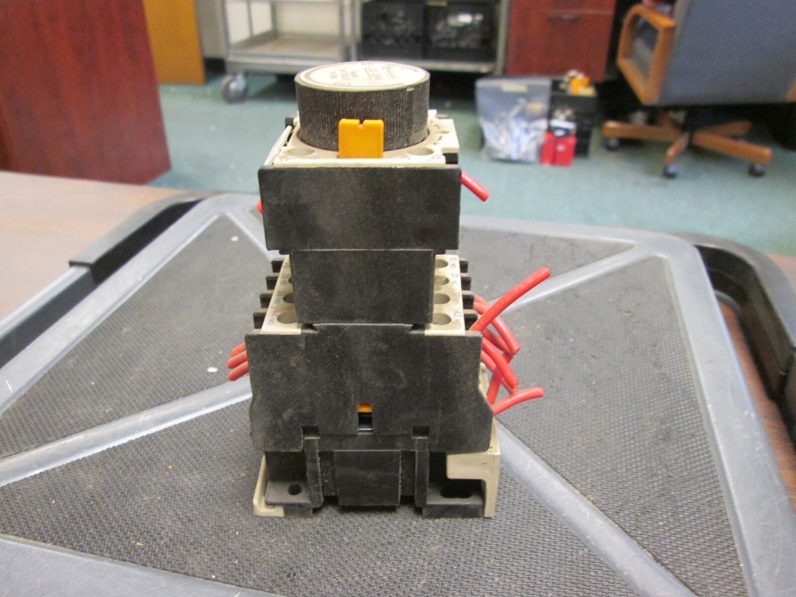 Telemecanique Timer Relay LA3DR4 10-180 Sec Used