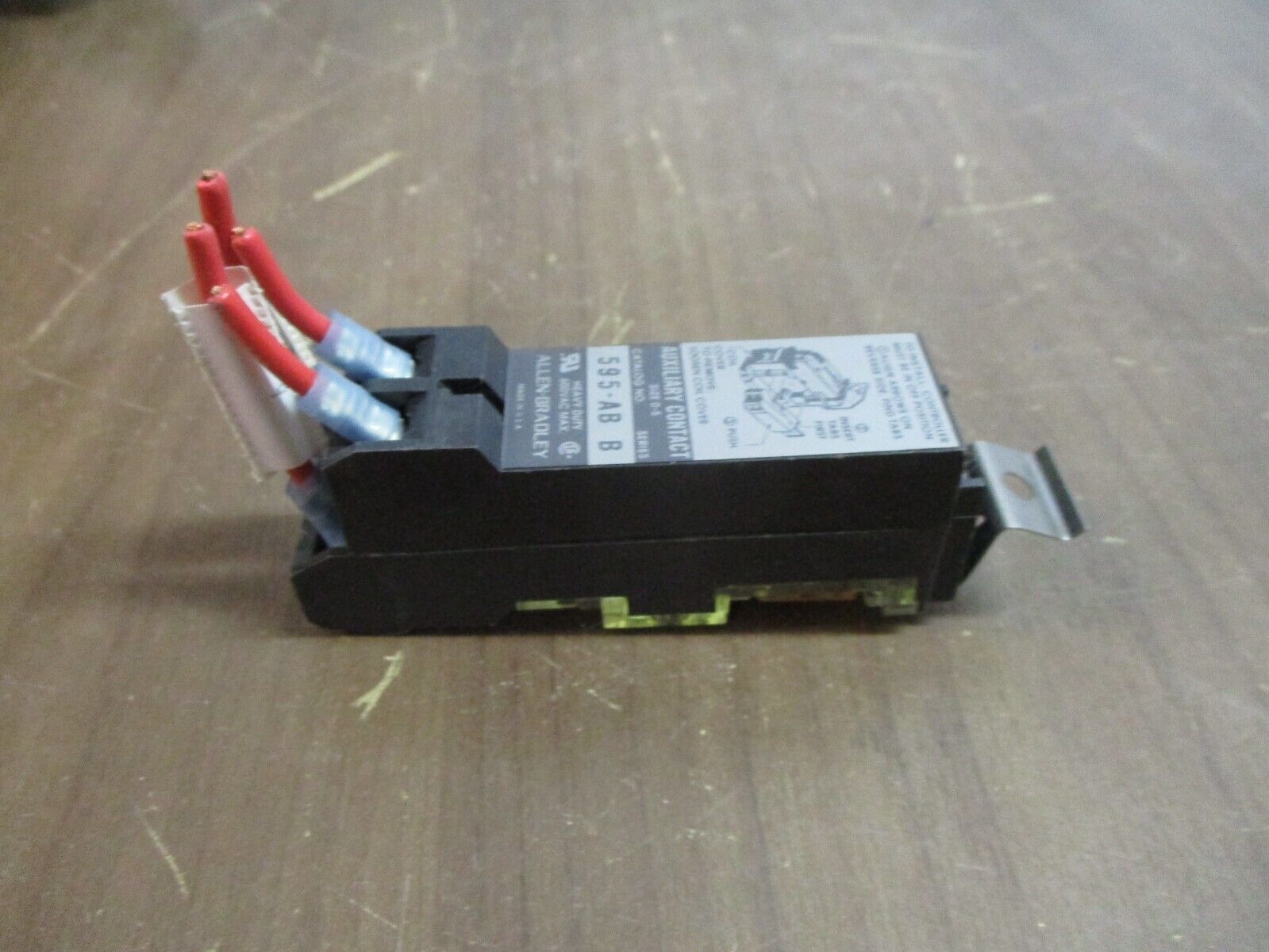 Allen-Bradley Aux Contact 595-AB Ser. B Size 0-5 *Lot of 2* Used