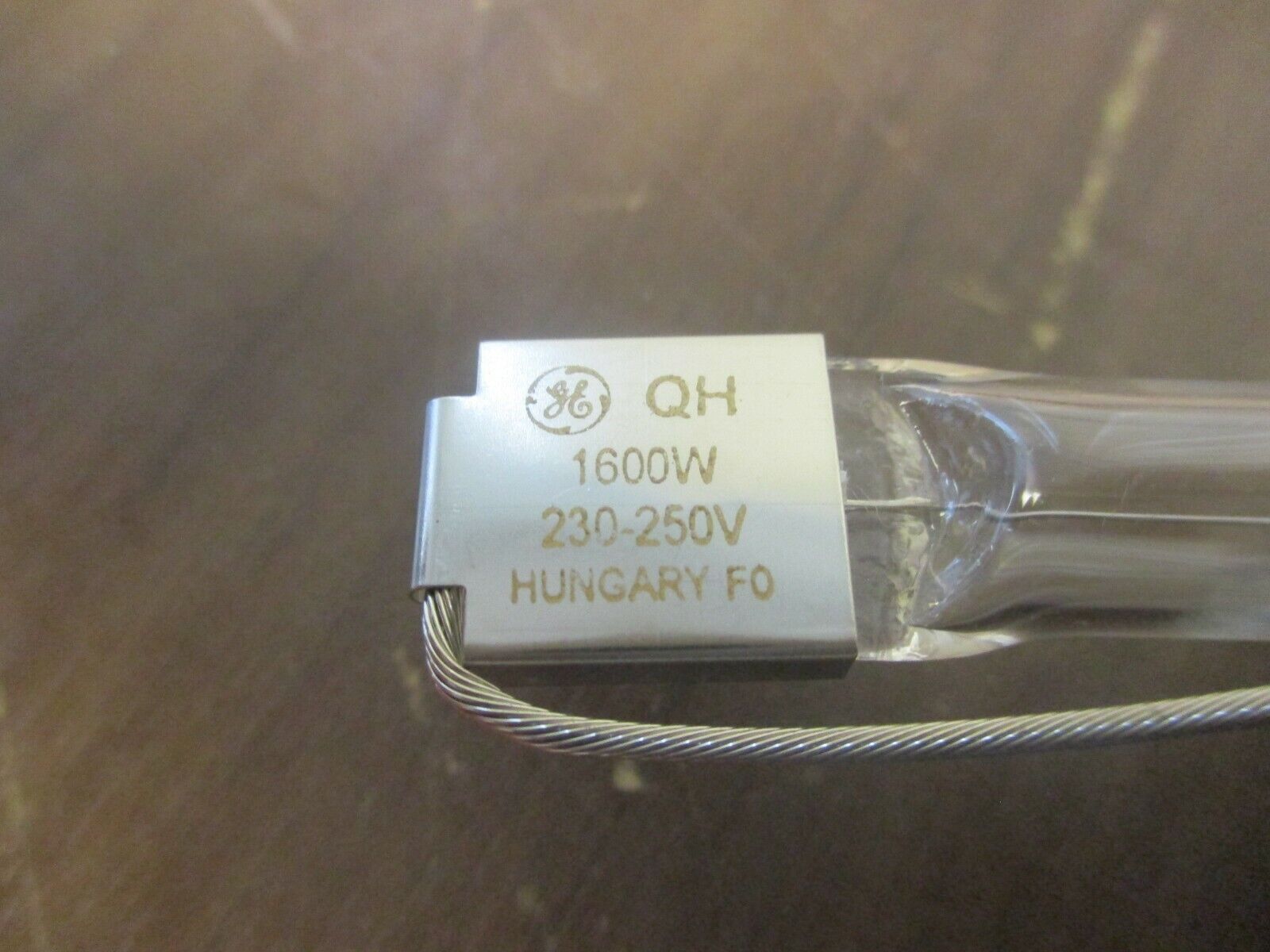 GE Heat Lamp L-QTZ2 Max Seal Temp: 350°C New Surplus