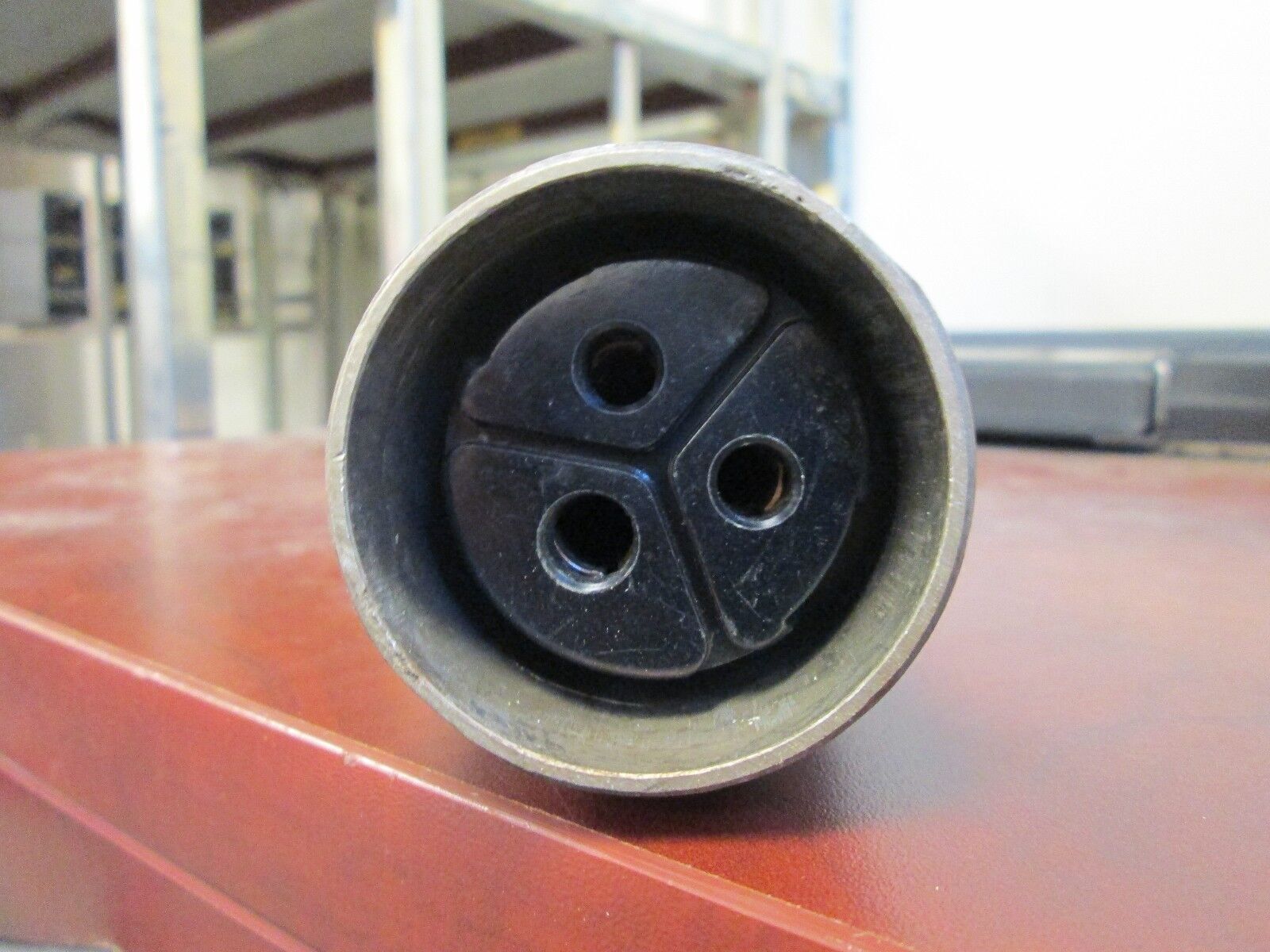 RussellStoll Connector 3933 w/Conduit-style End 20A-600V 30A-250V 3W Used