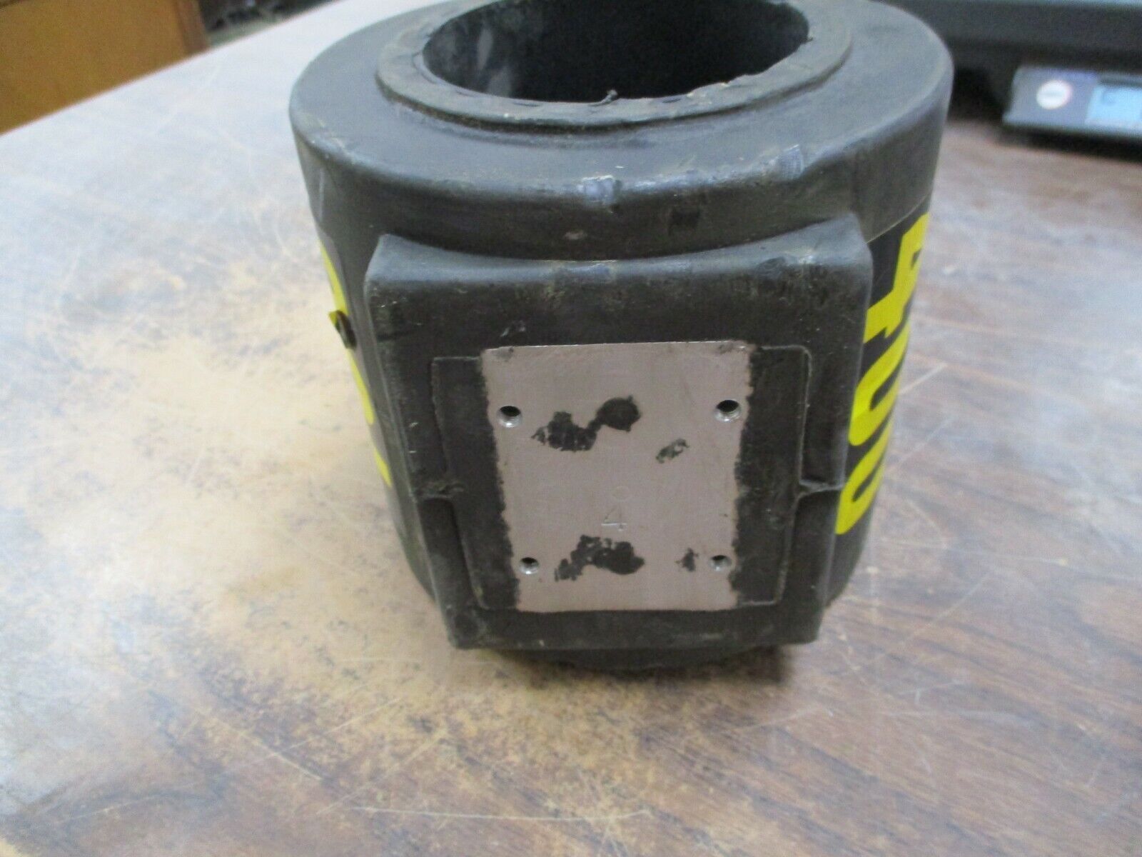 Westinghouse Type CTR Current Transformer 819A990G02 Ratio 400:5A 600V 60Hz Used