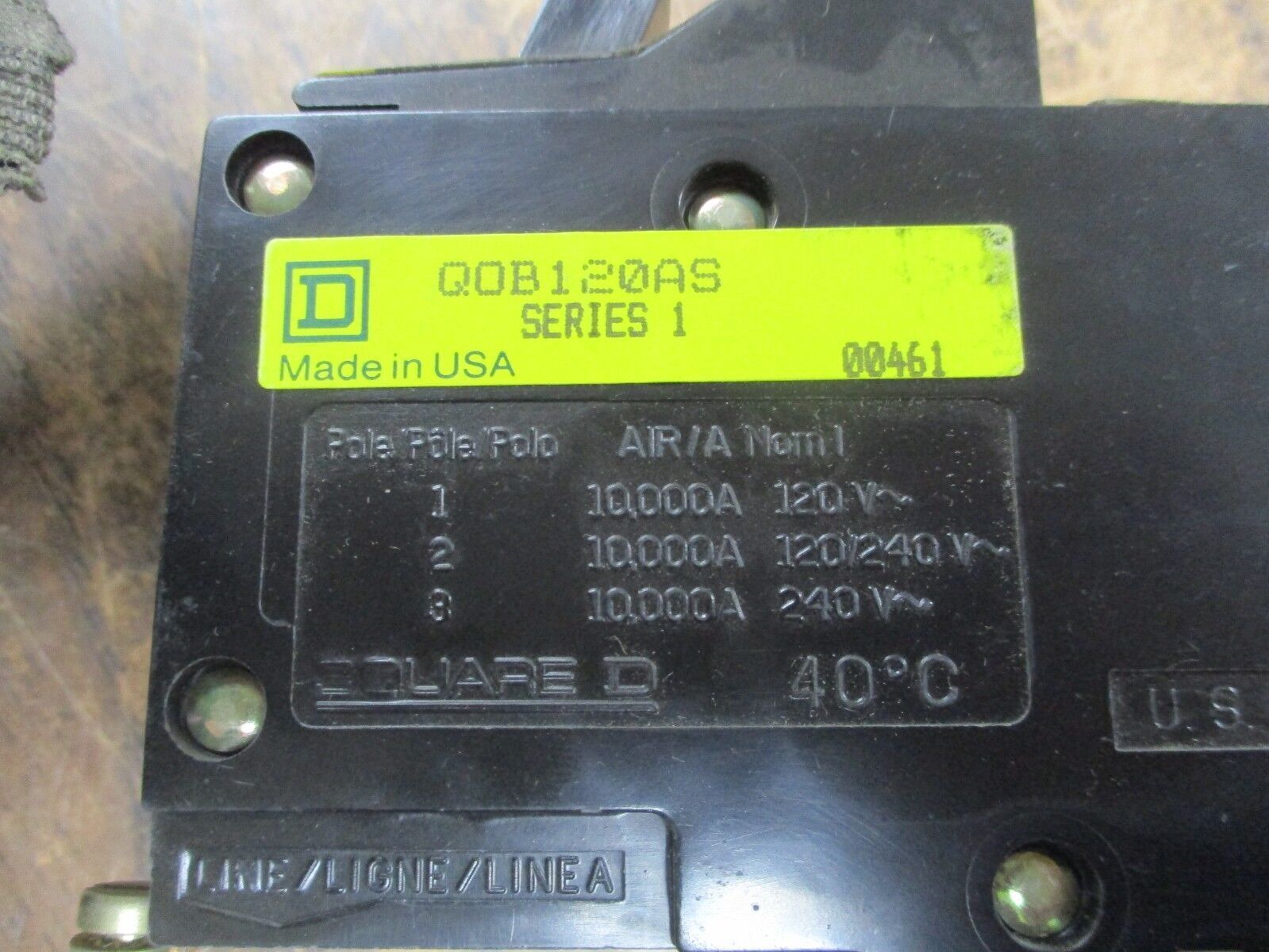 Square D PowerLink AS Remotely Operated Circuit Breaker QOB120AS 20A 120/240V