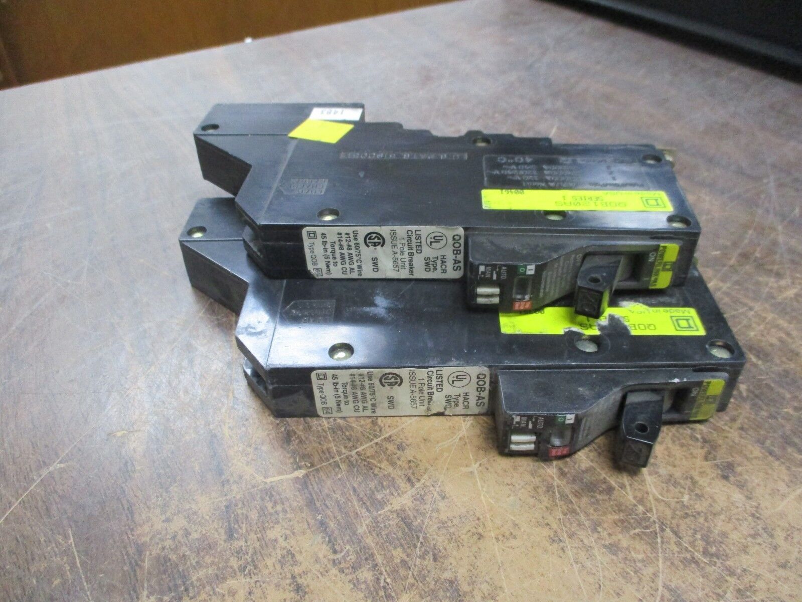 Square D PowerLink AS Remotely Operated Circuit Breaker QOB120AS 20A 120/240V