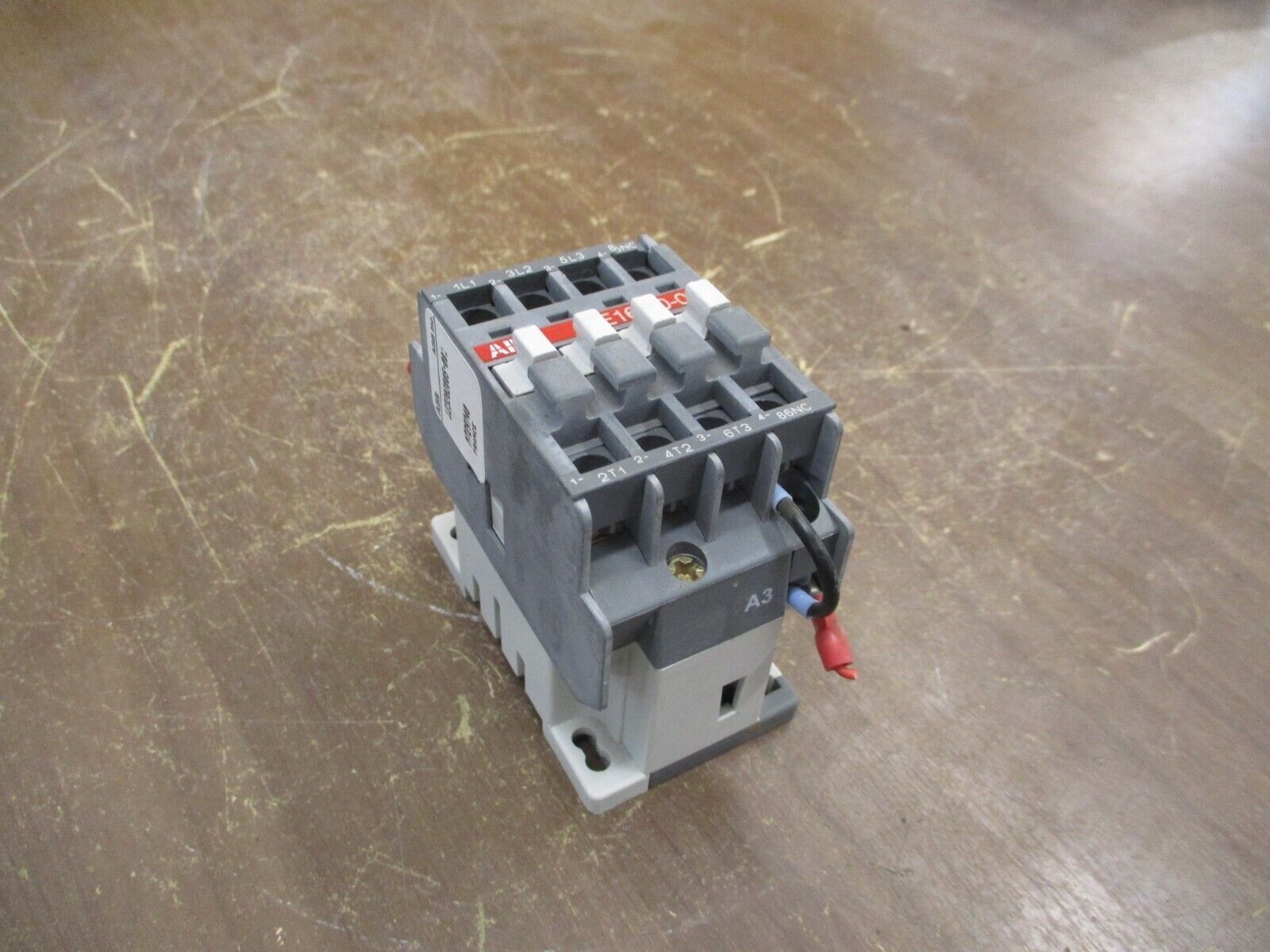 ABB Contactor AE16-30-00 24VDC Coil *Chipped Corner* Used