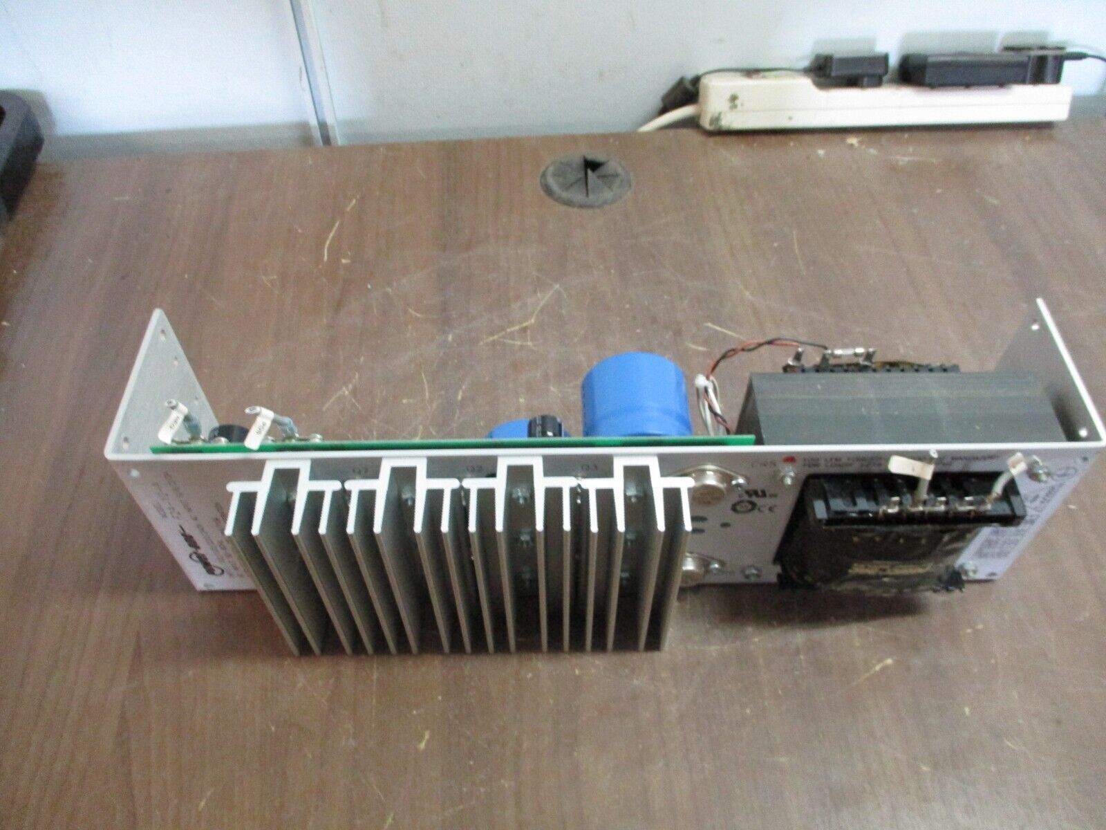 Power-One DC Power Supply F24-12-A Output: 24V/12A or 28V/10A Used
