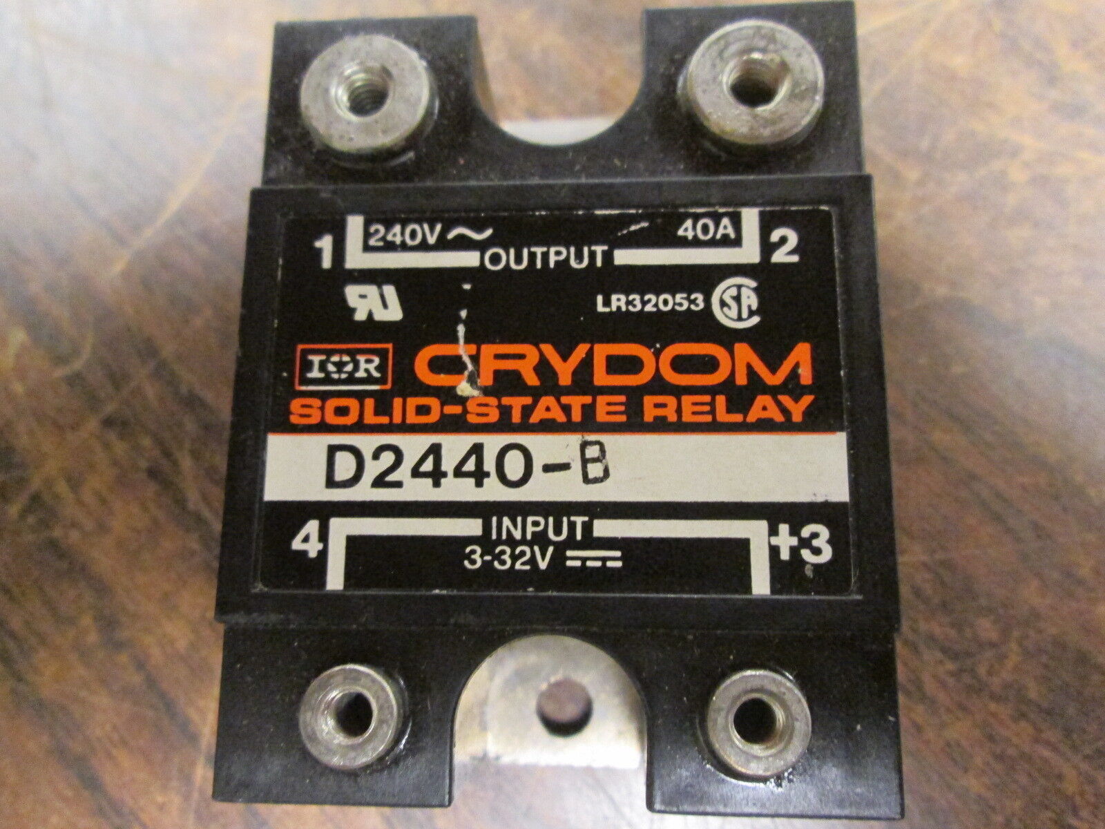 Crydom Solid State Relay D2440-B Input:3-32VDC Output:240VAC 40A Used