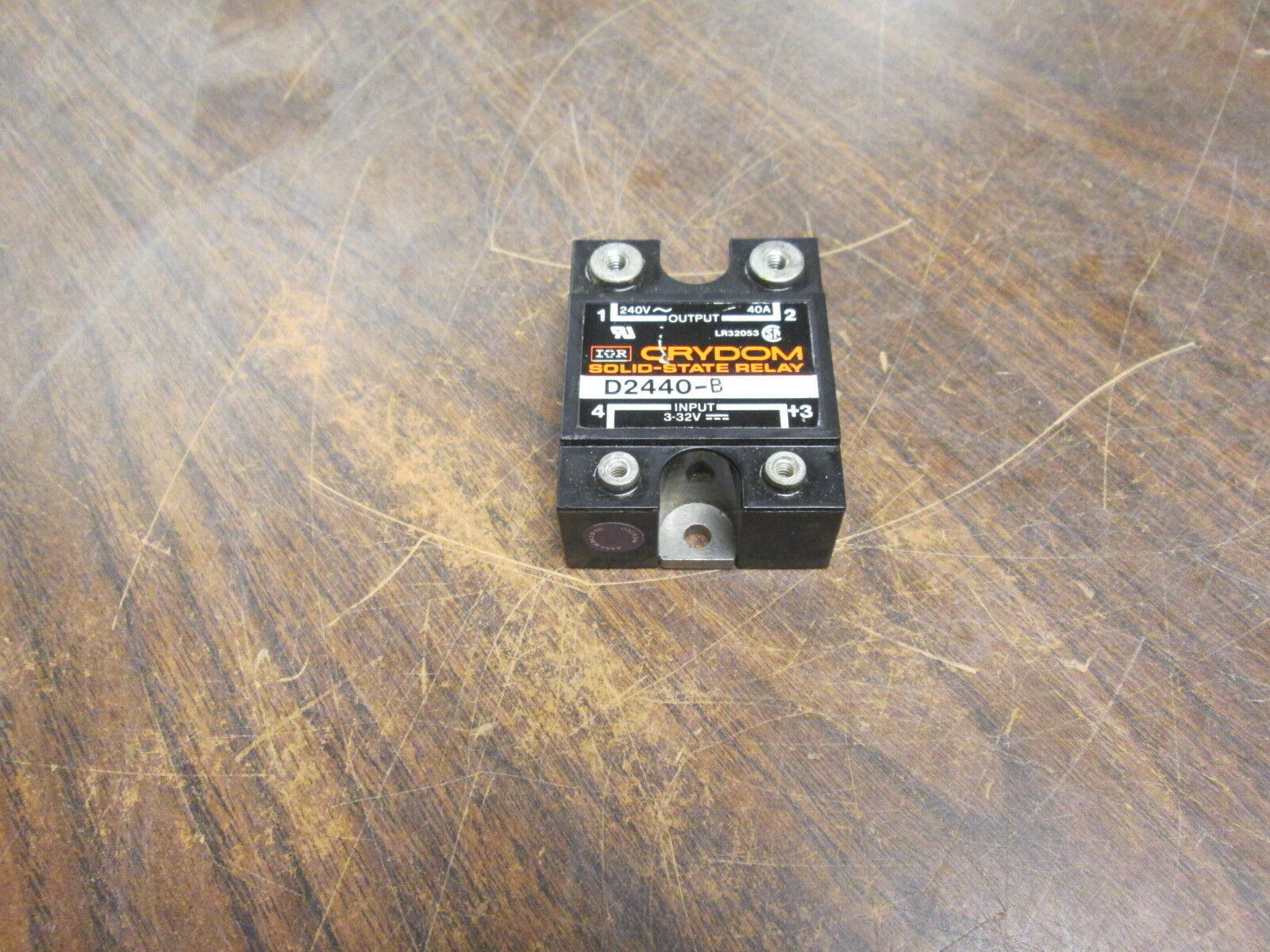 Crydom Solid State Relay D2440-B Input:3-32VDC Output:240VAC 40A Used