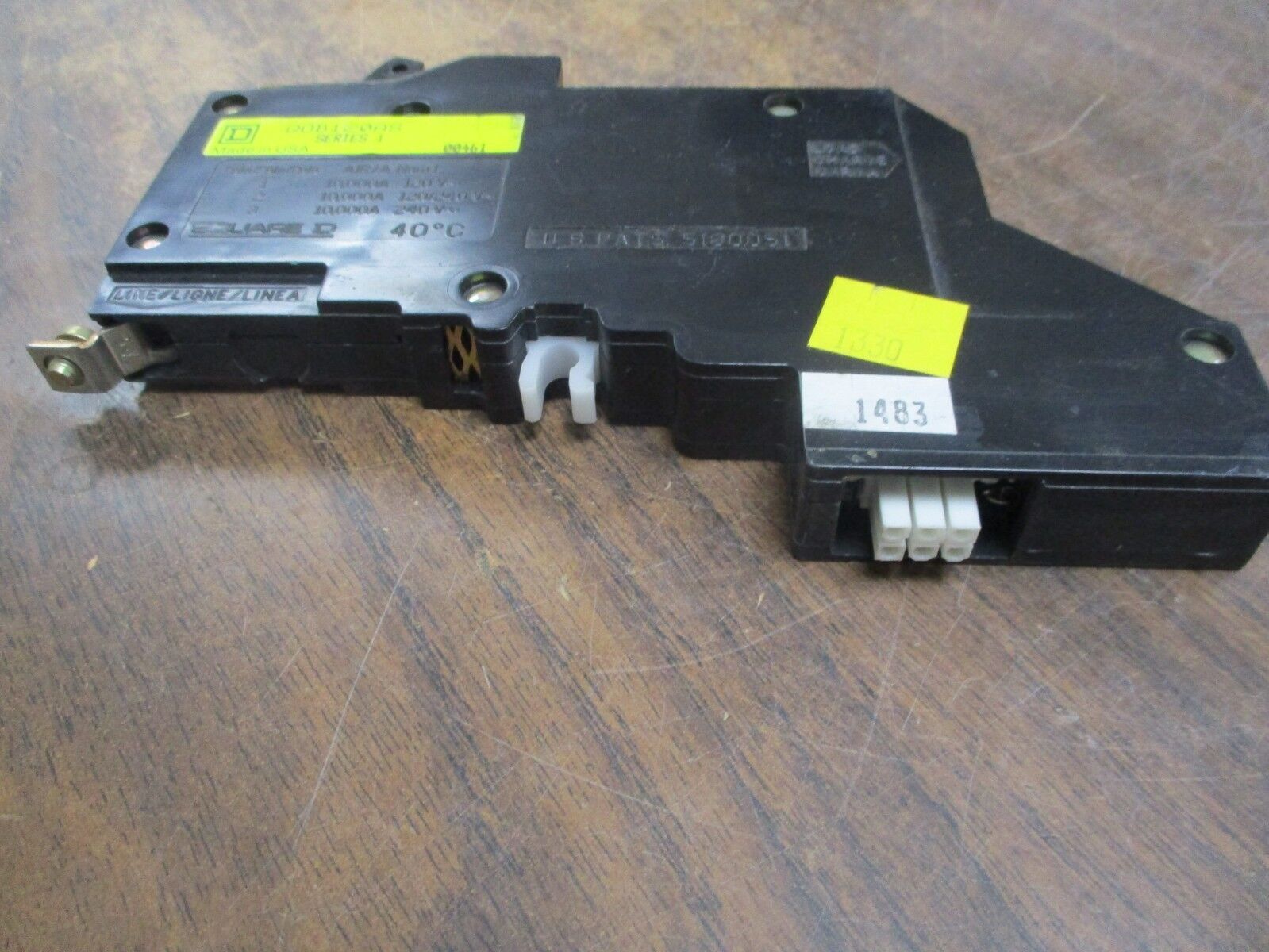 Square D PowerLink AS Remotely Operated Circuit Breaker QOB120AS 20A, 120/240V