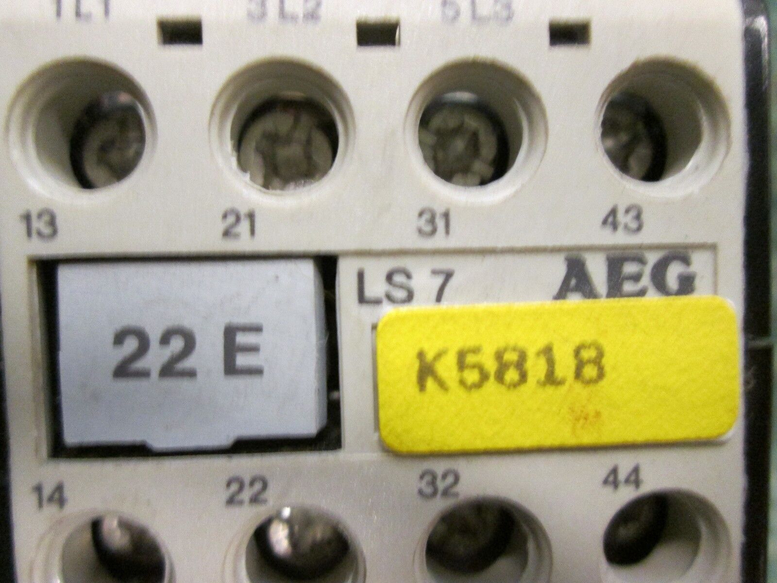 AEG Contactor, LS7 E-NR-910-302-517-56, 20A, 600V, 115V Coil, Used