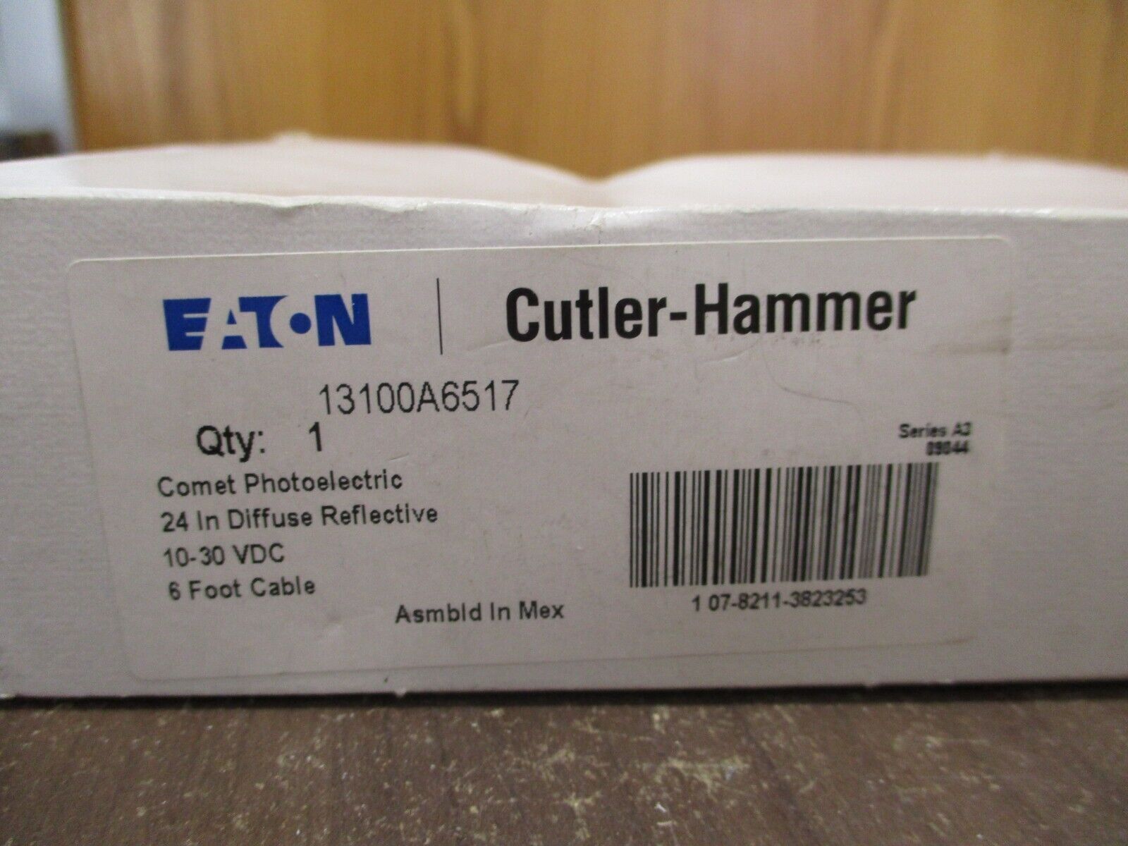 Eaton Comet Photoelectric Sensor 13100A6517 10-30VDC 6' Cable New Surplus