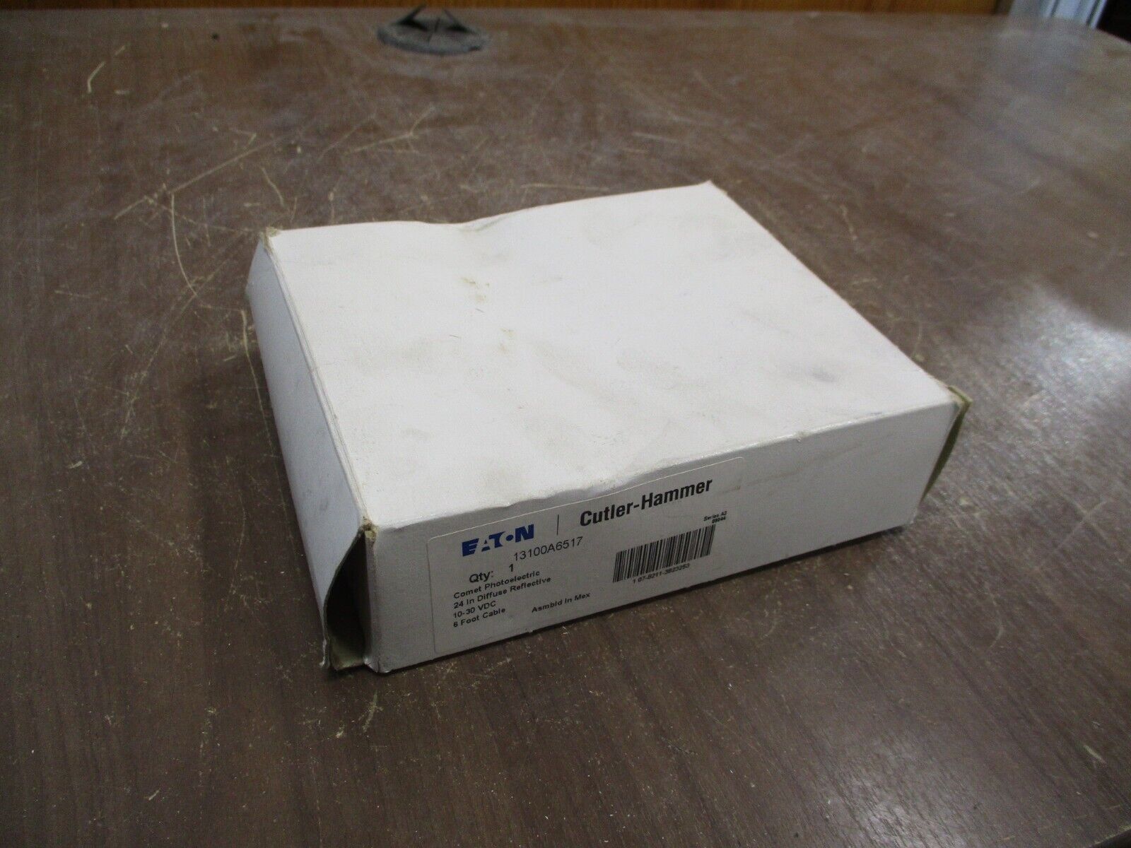 Eaton Comet Photoelectric Sensor 13100A6517 10-30VDC 6' Cable New Surplus