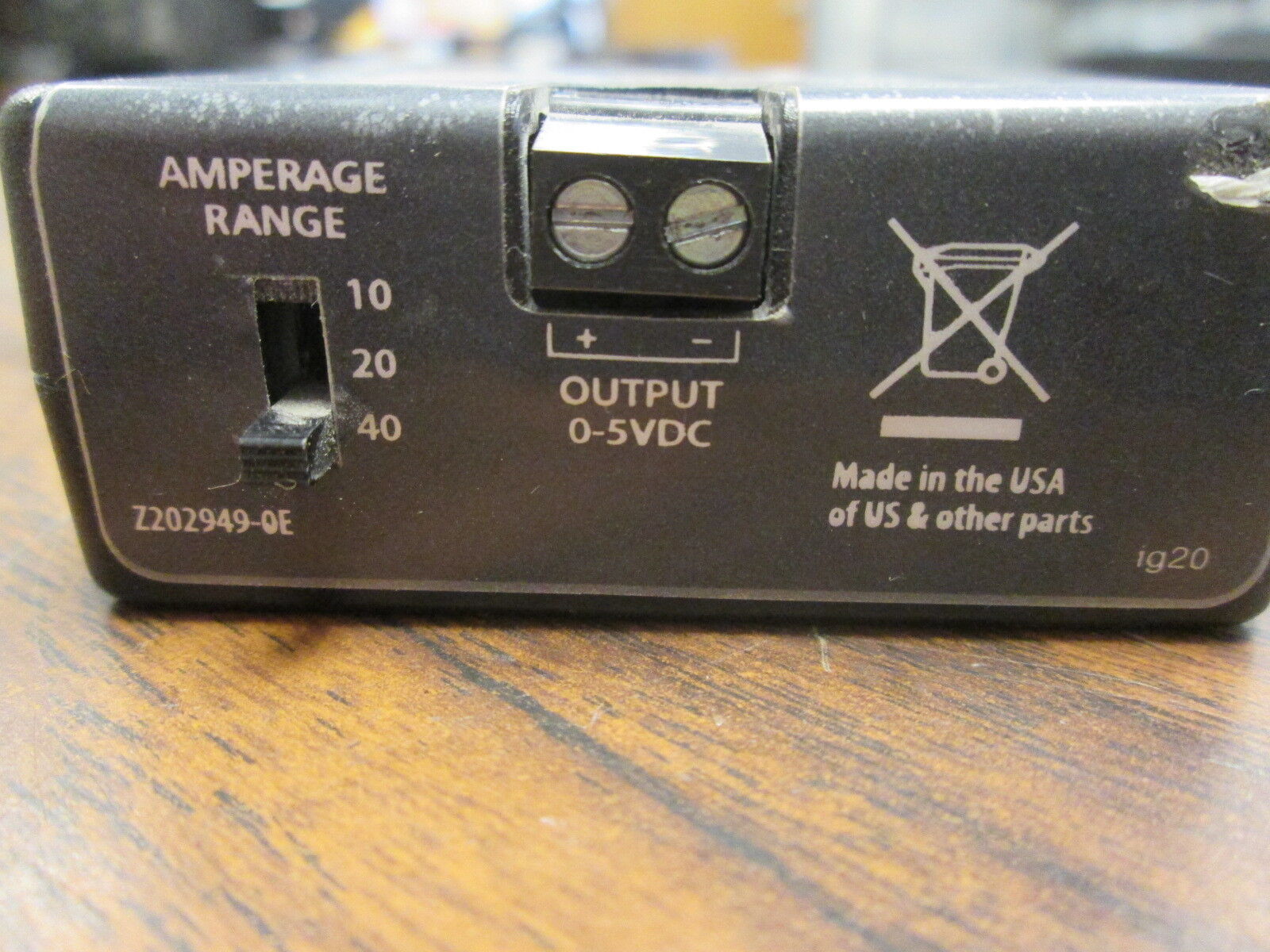 Veris Industries Hawkeye Analog Current Sensor 722LC 10-40A 0-5VDC Used