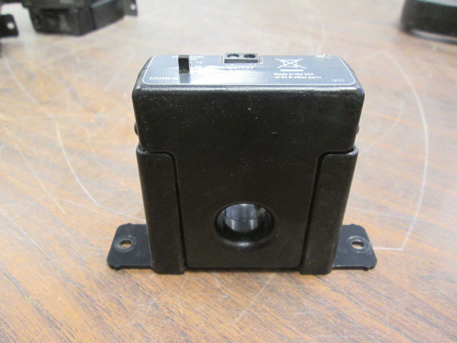 Veris Industries Hawkeye Analog Current Sensor 722LC 10-40A 0-5VDC Used