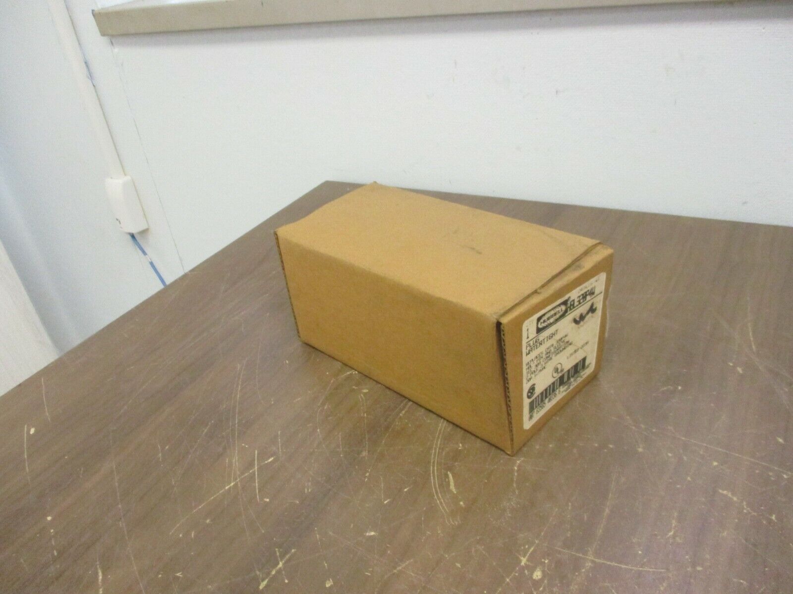 Hubbell Watertight Plug HBL320P4W 20A 125V 2P 3W New Surplus