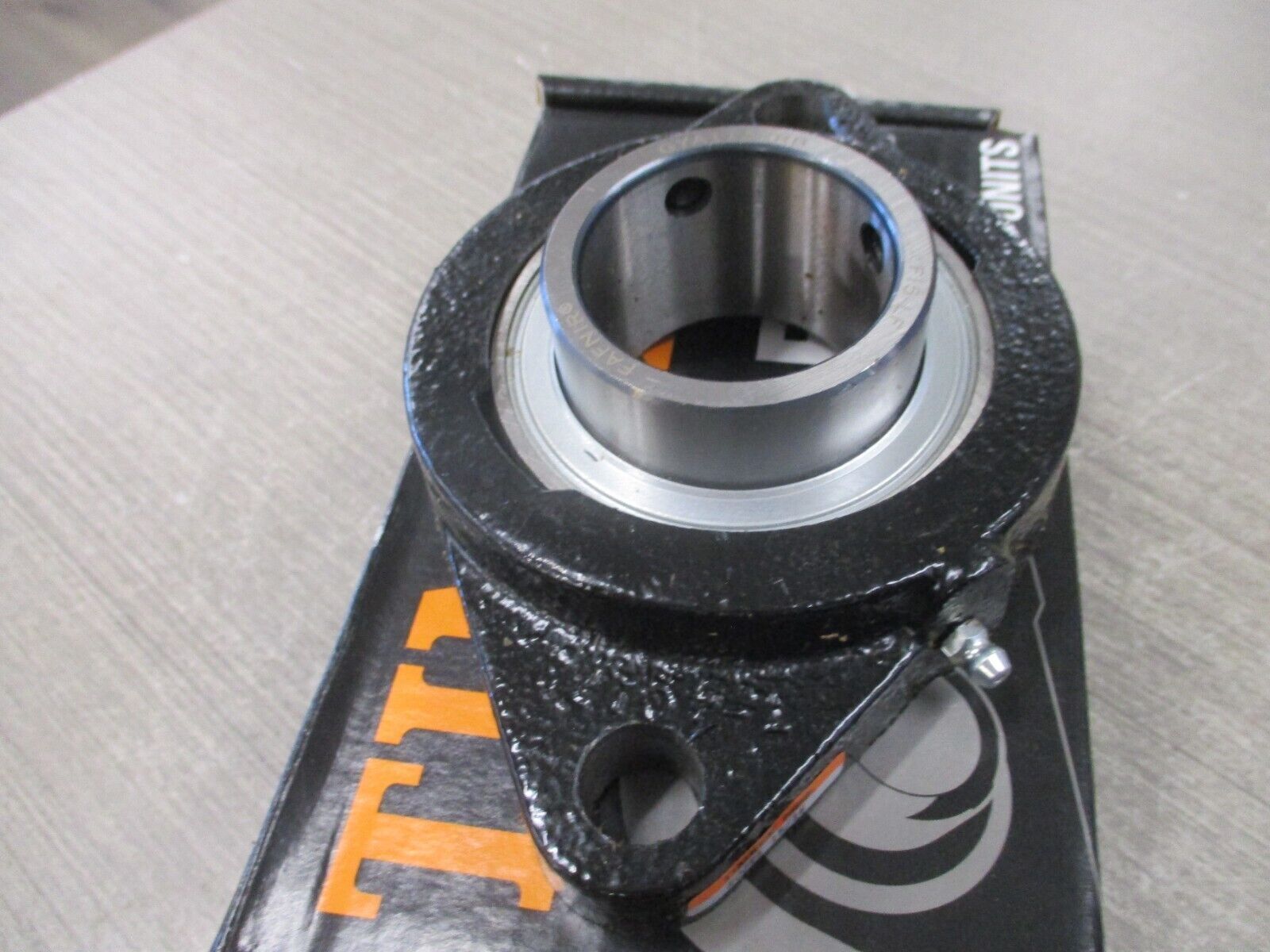 Timken Fafnir Flange Bearing SCJT1 15/16 New Surplus