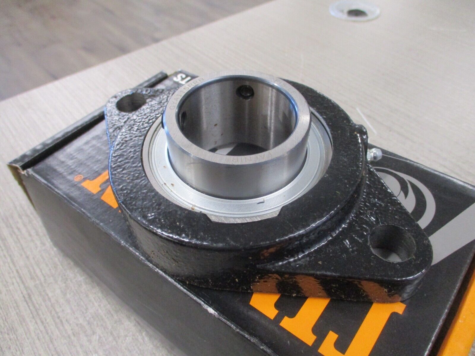 Timken Fafnir Flange Bearing SCJT1 15/16 New Surplus