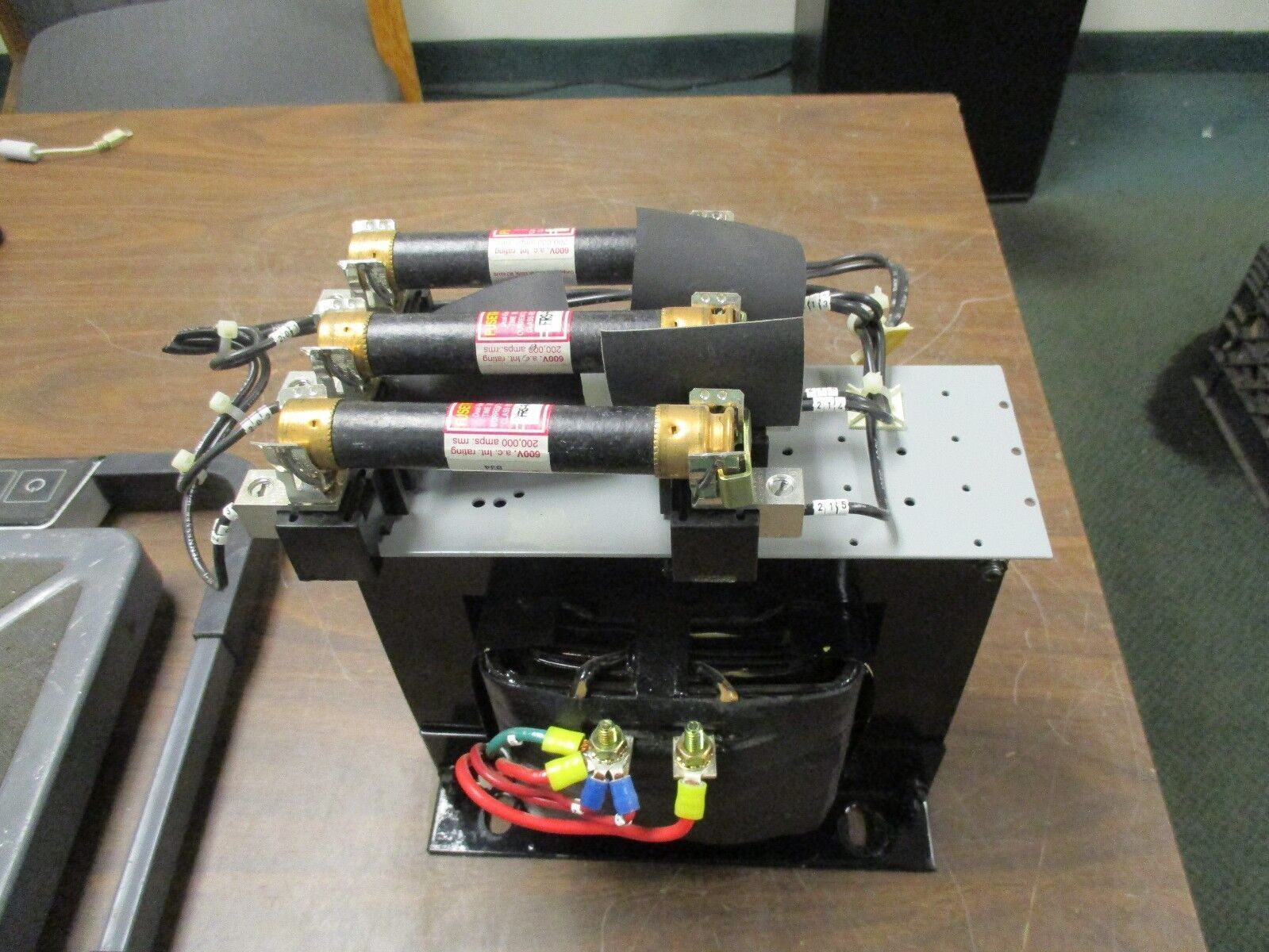 Micron Econotran Control Transformer E3K0-0075-3 Pri: 240/480V Sec: 120V 3.0KVA