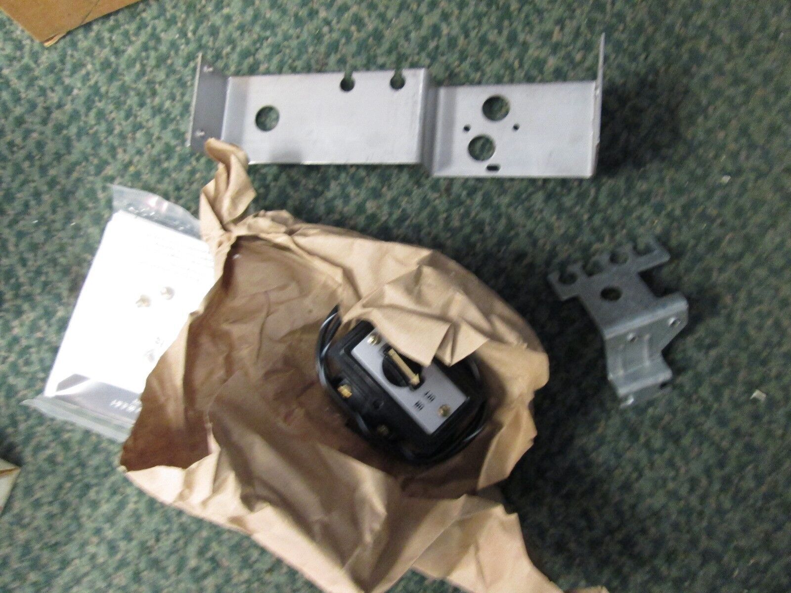 GE Selector Switch Kit CR305X130P For Sizes 00, 0, 1 New Surplus